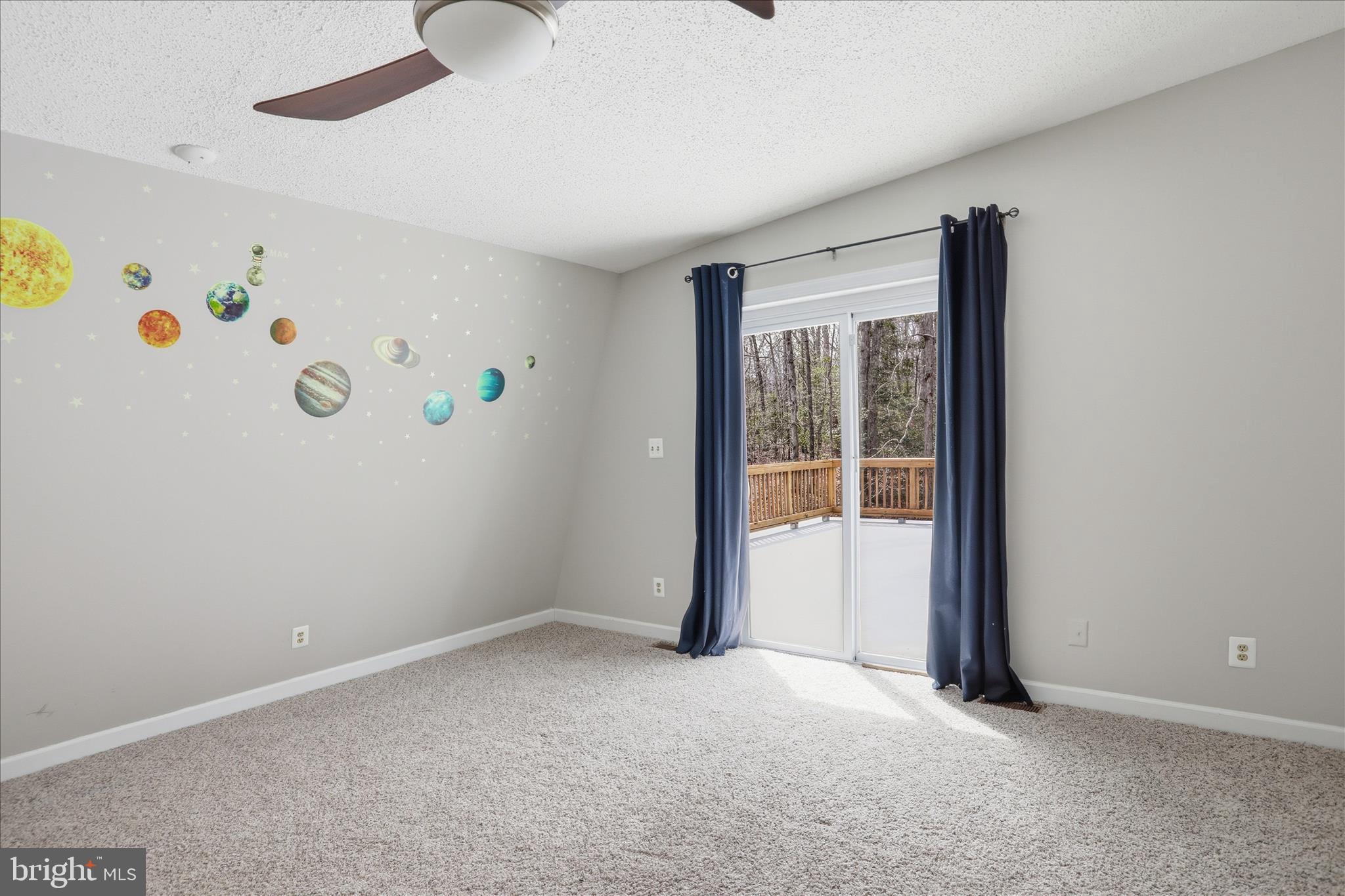 RIVER BLUFFS - Residential