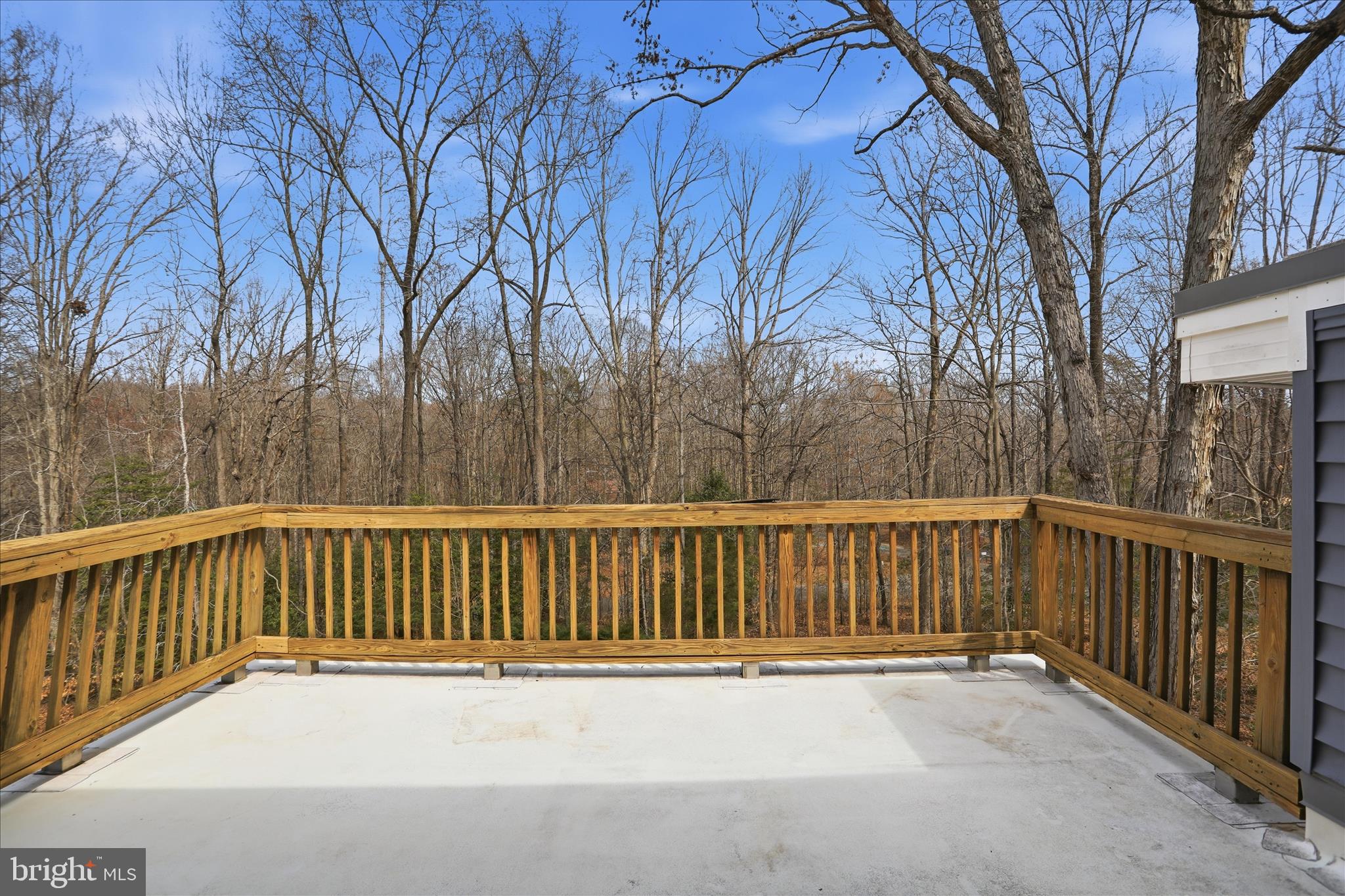 RIVER BLUFFS - Residential