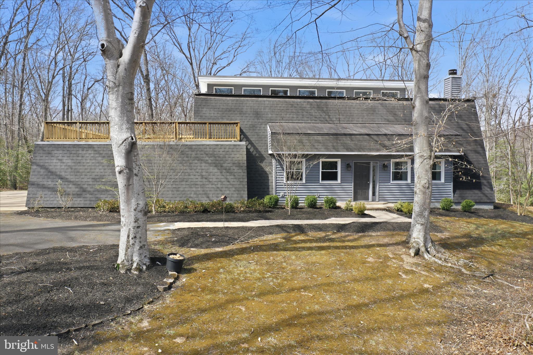 RIVER BLUFFS - Residential