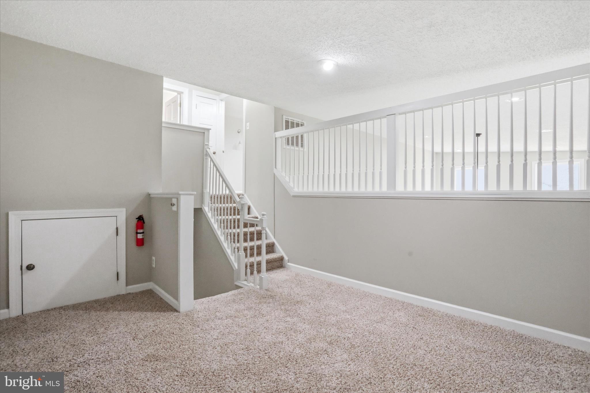 RIVER BLUFFS - Residential