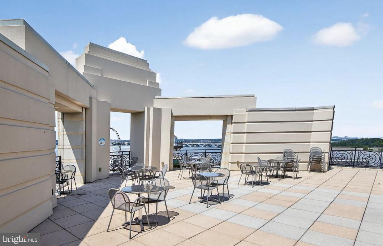 NATIONAL HARBOR - Residential