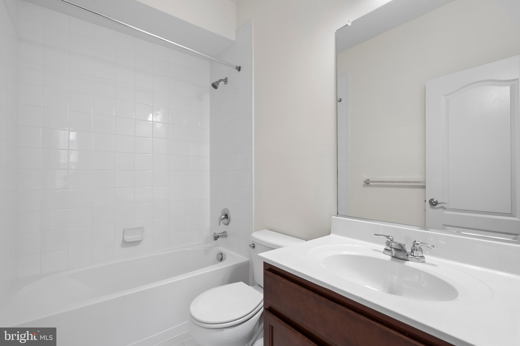 MORRIS PLACE - Residential Lease