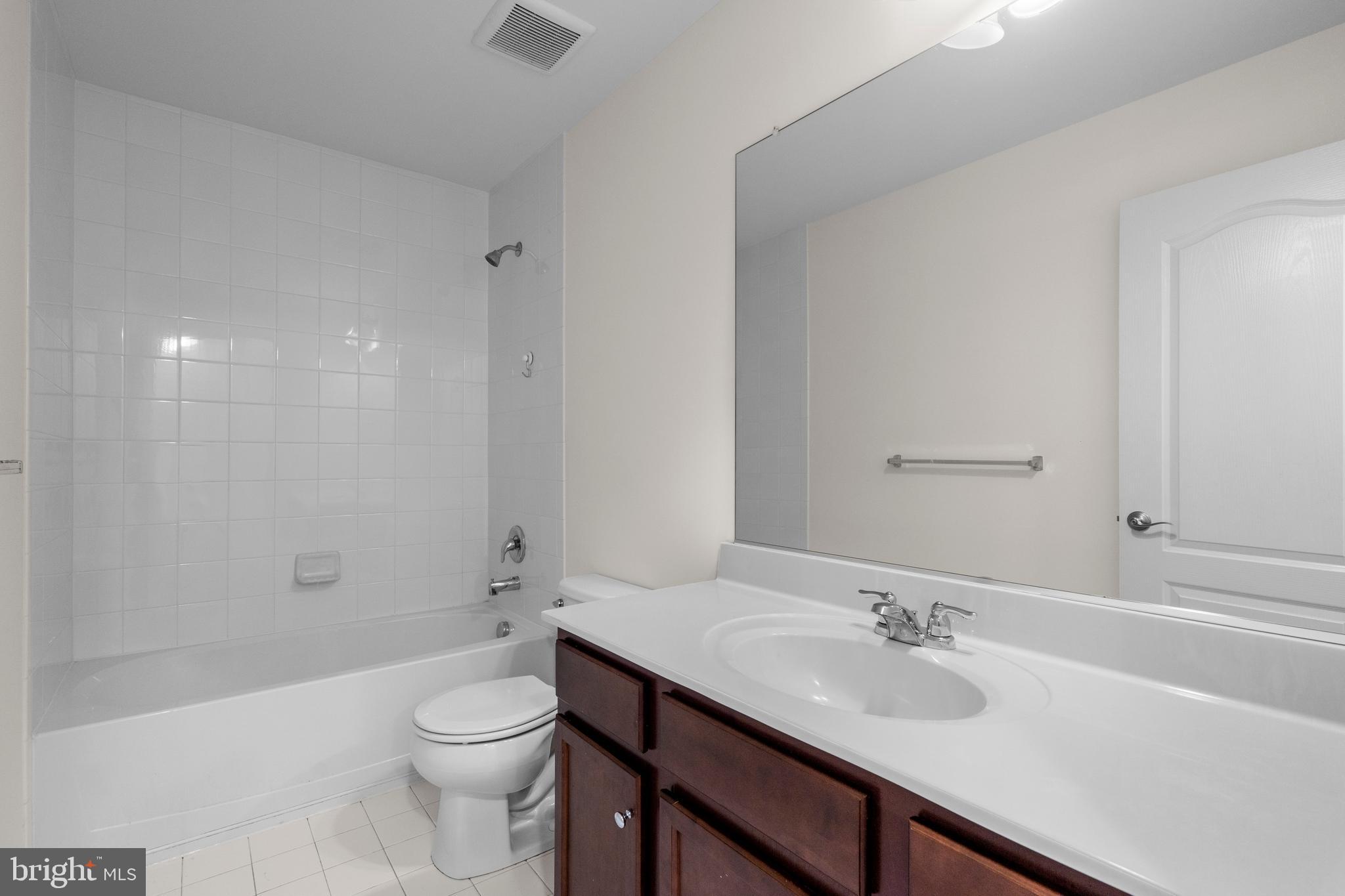 MORRIS PLACE - Residential Lease