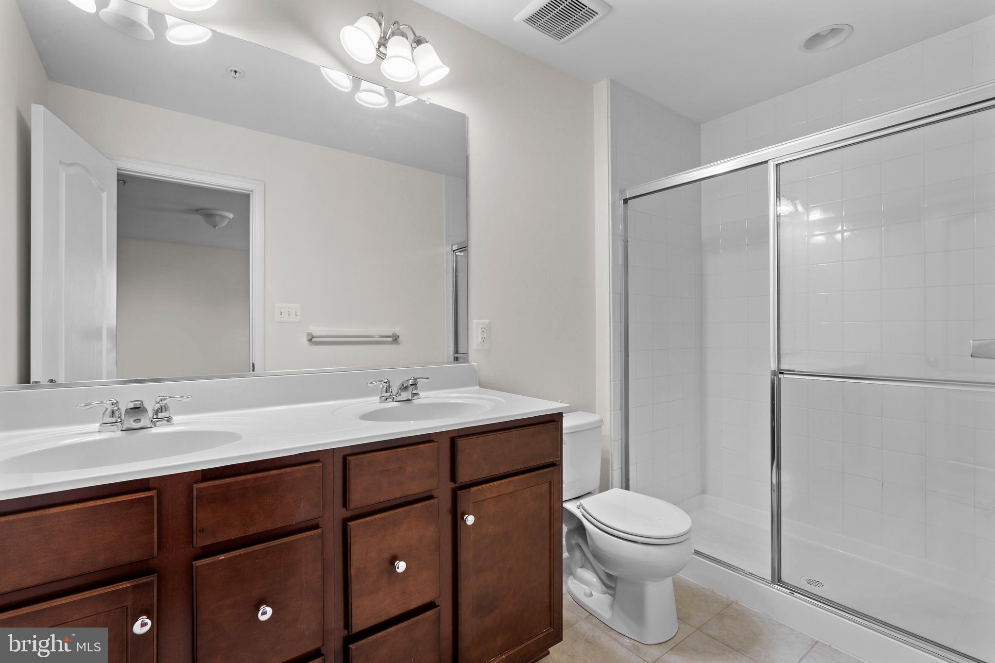 MORRIS PLACE - Residential Lease