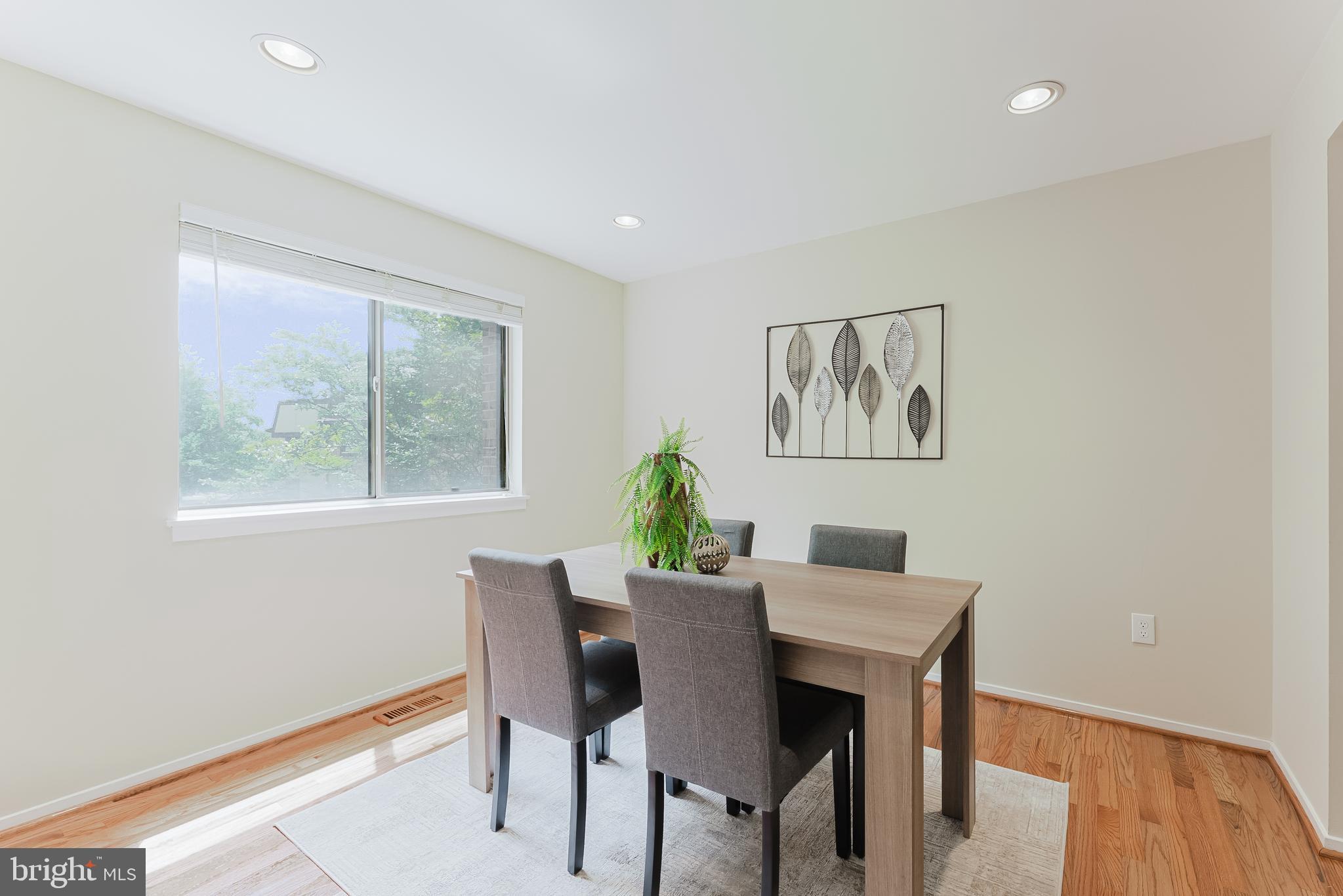 TREEBROOKE CONDOMINIUM - Residential