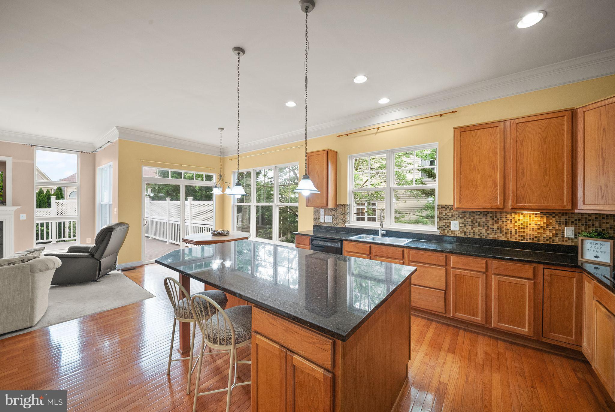 VICTORY LAKES - Residential