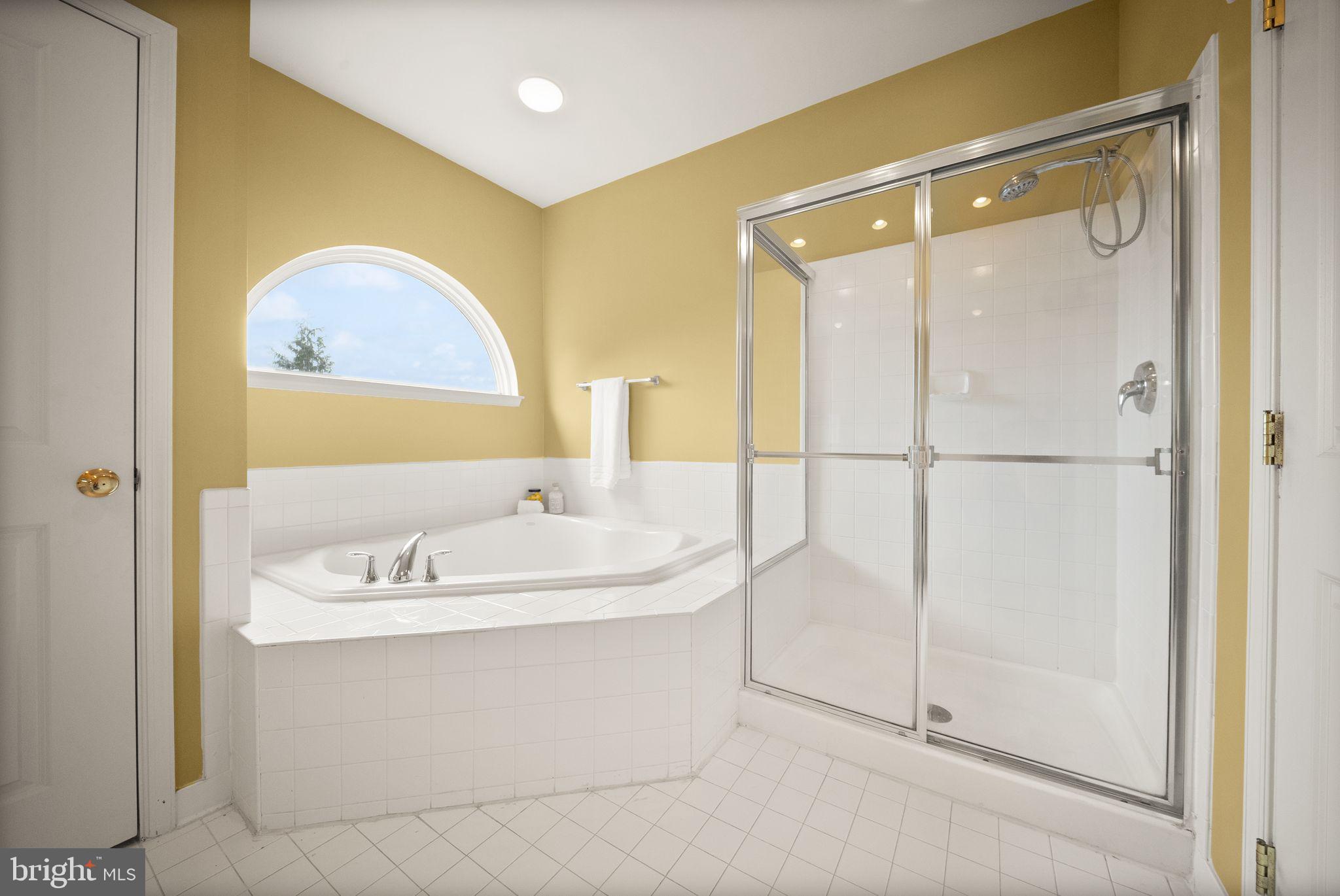 VICTORY LAKES - Residential
