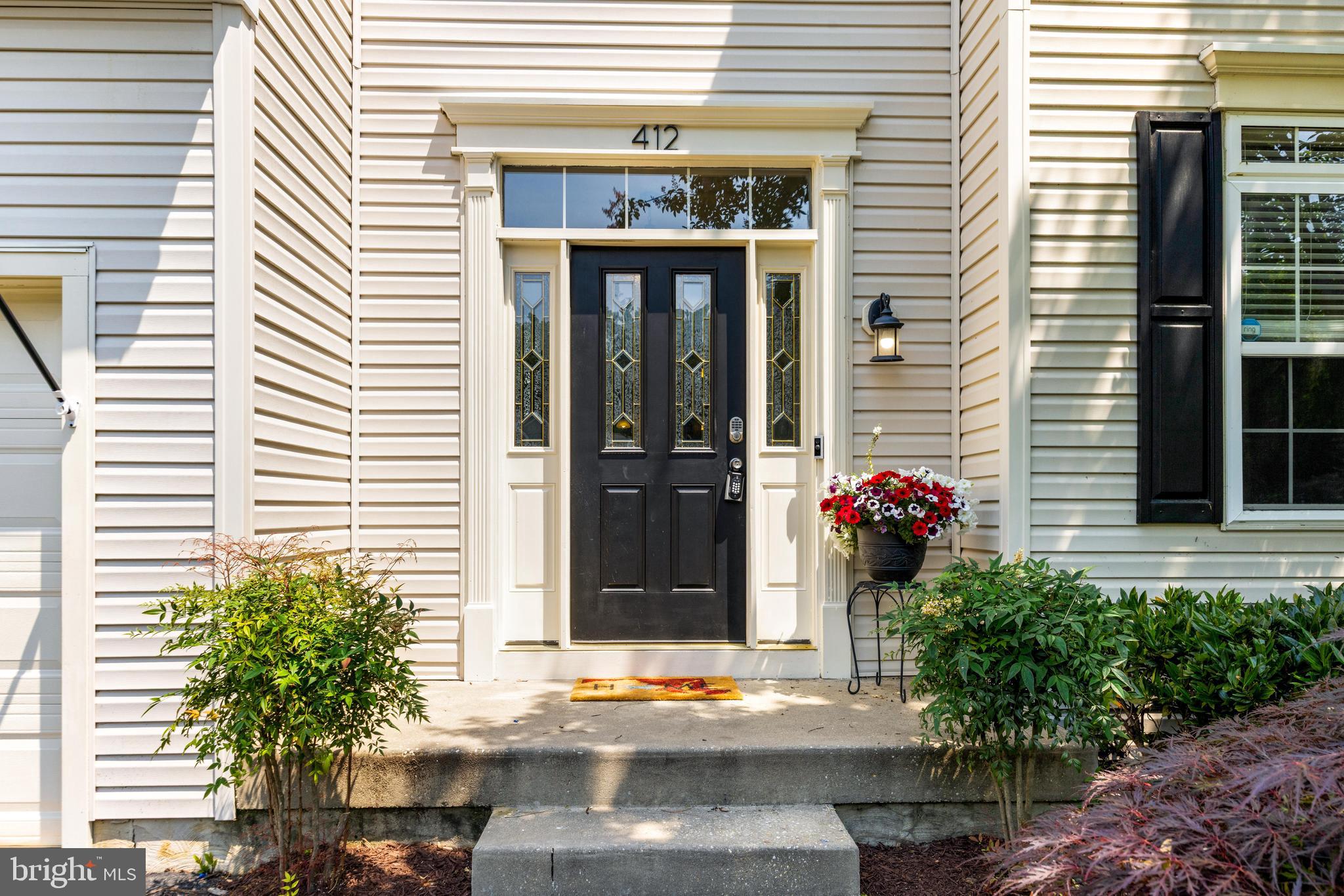 412 HANNA COURT