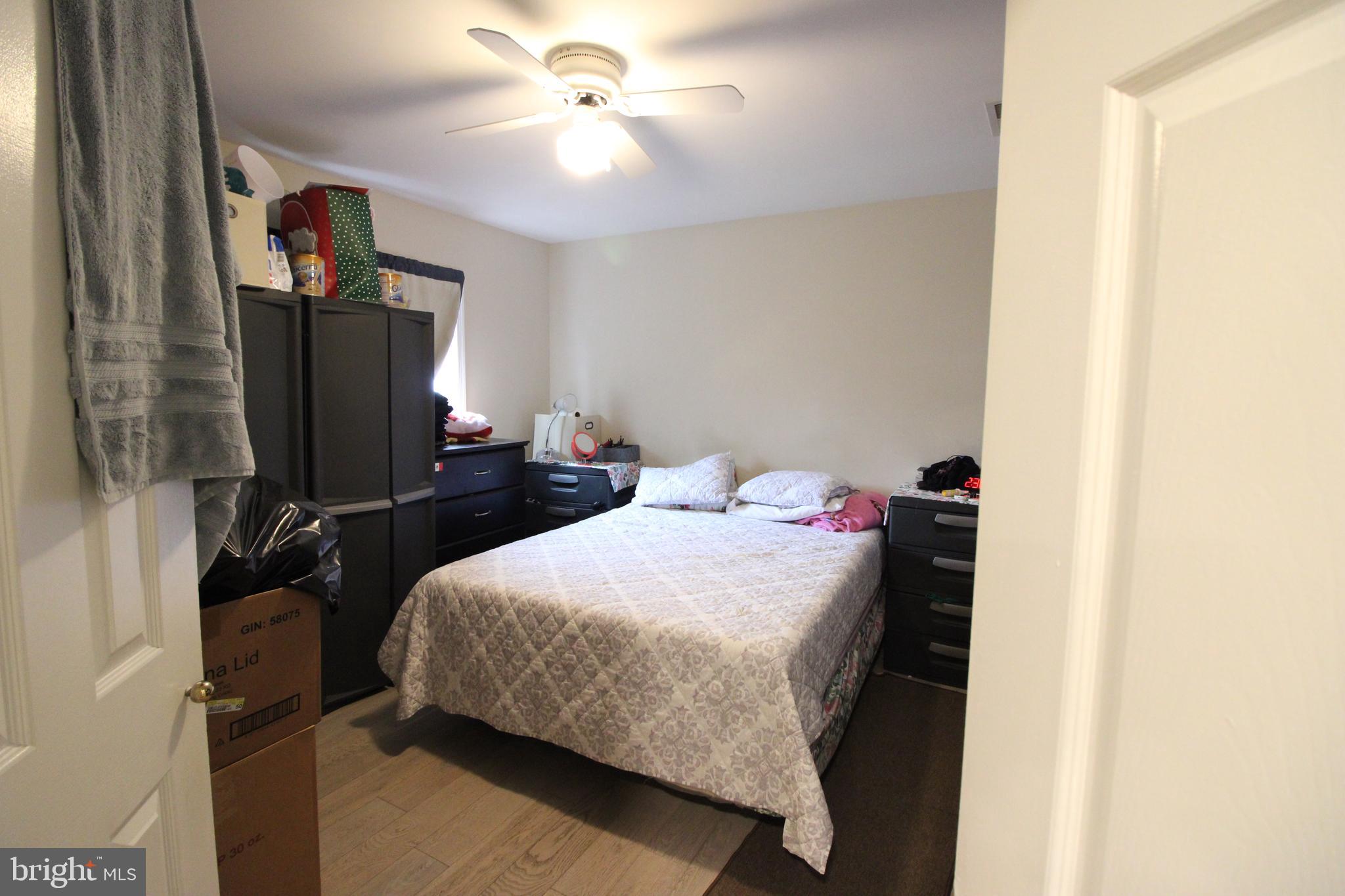 ROLLING BROOK - Residential Lease