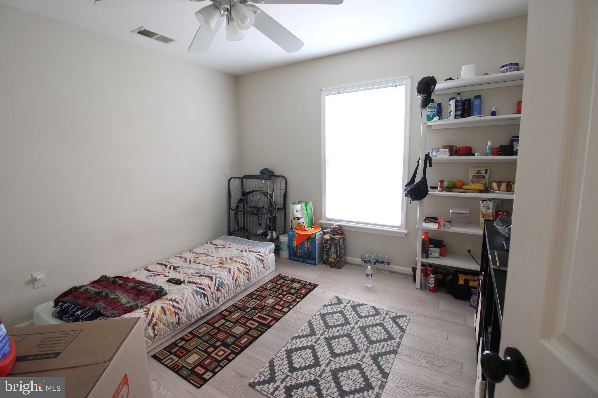 ROLLING BROOK - Residential Lease