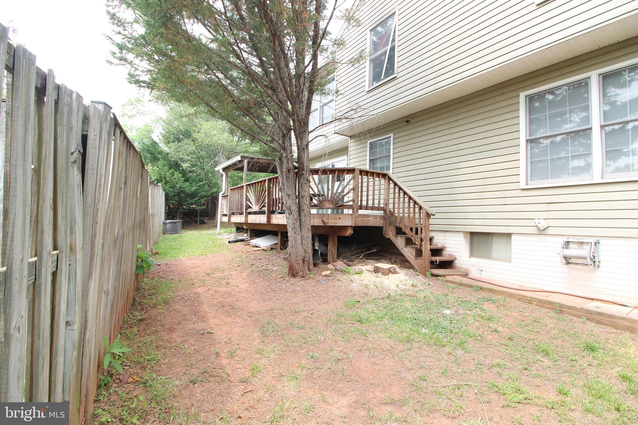 ROLLING BROOK - Residential Lease