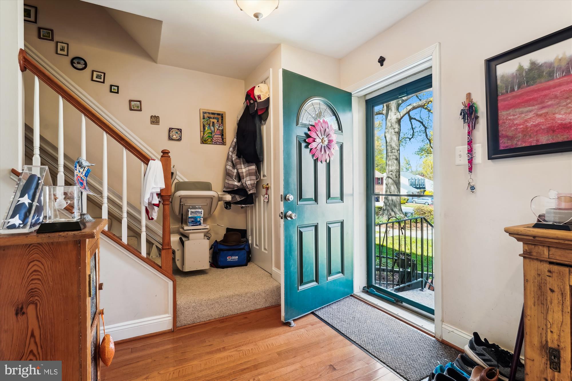7917 TREESIDE COURT