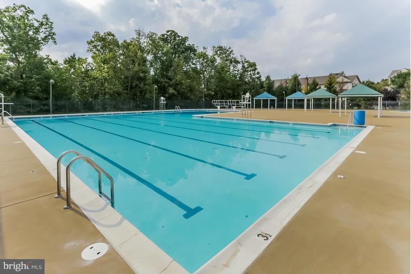 BELMONT COUNTRY CLUB - Residential