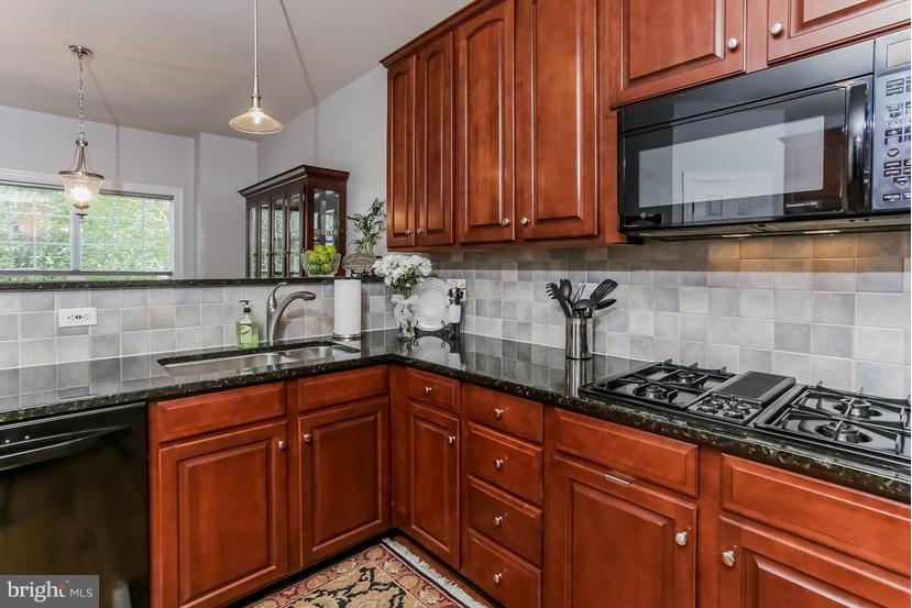 BELMONT COUNTRY CLUB - Residential