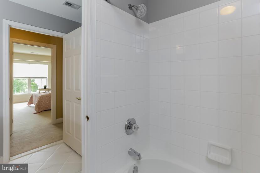 BELMONT COUNTRY CLUB - Residential