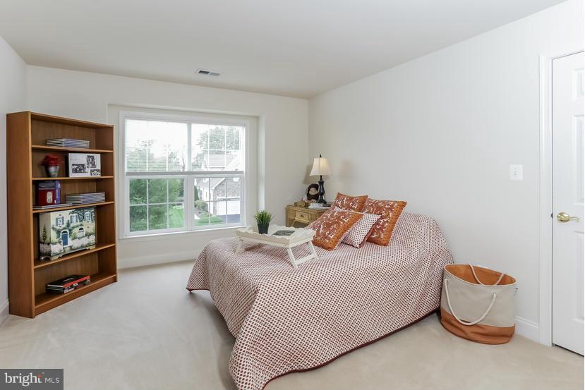 BELMONT COUNTRY CLUB - Residential