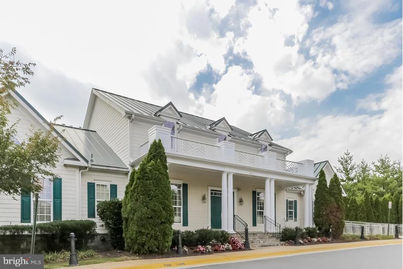 BELMONT COUNTRY CLUB - Residential