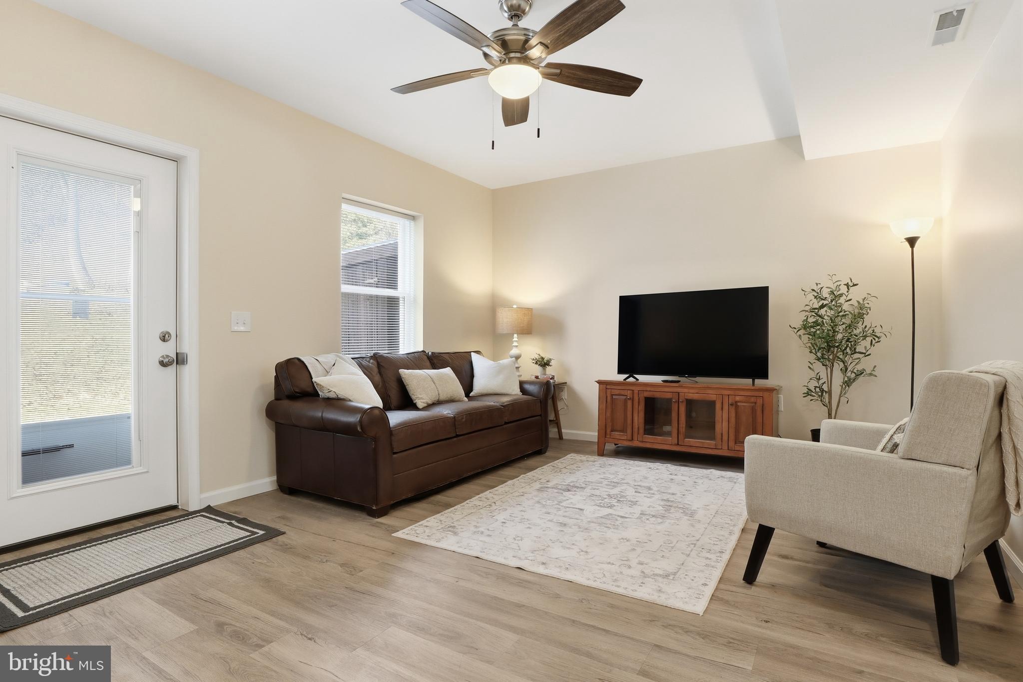 PETERSBURG COMMONS - Residential