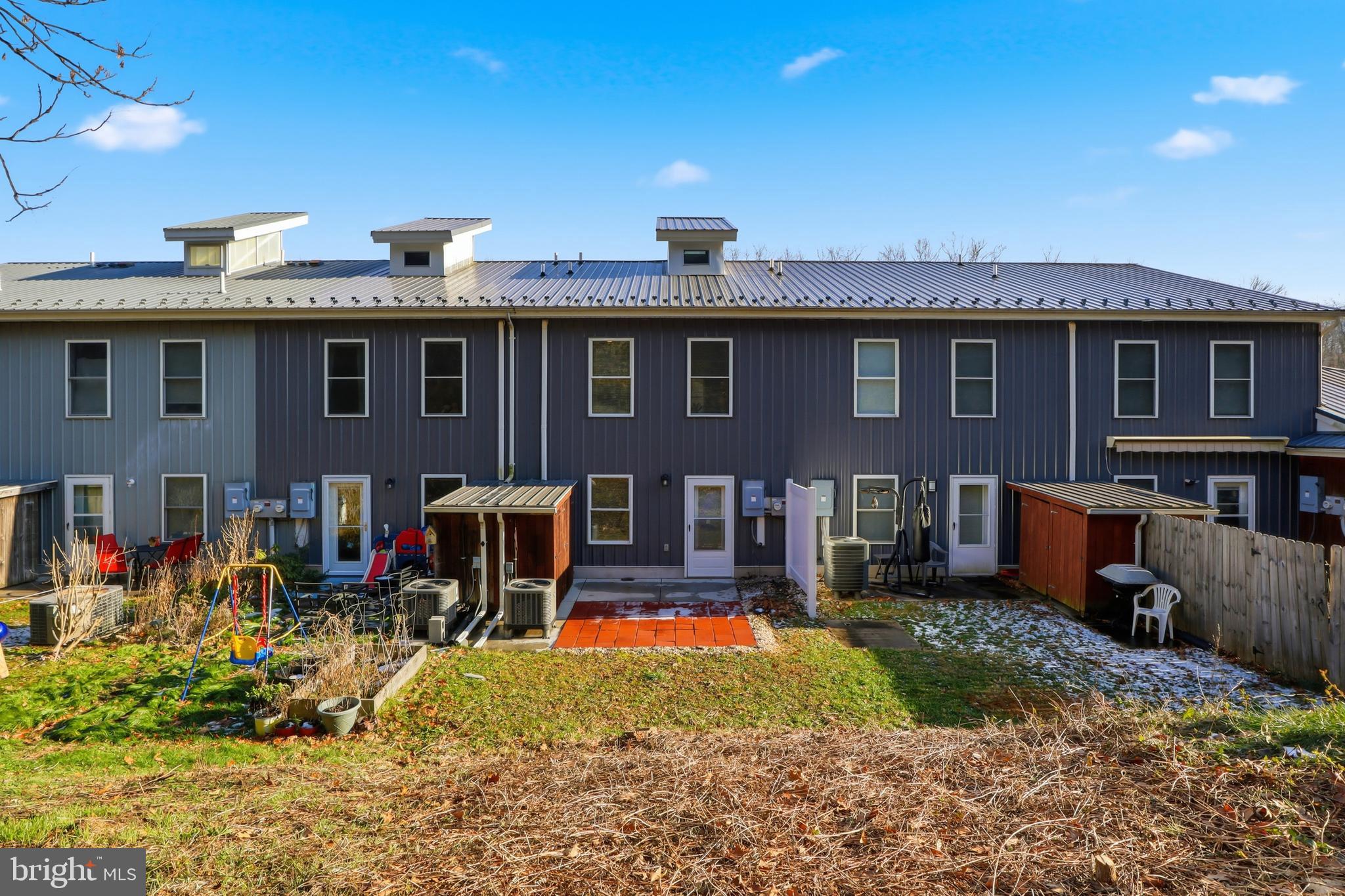 PETERSBURG COMMONS - Residential