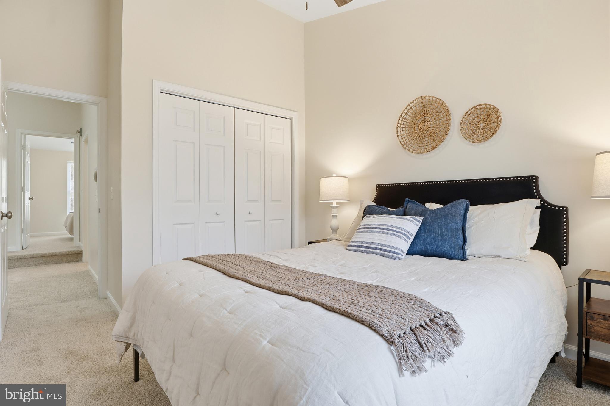 PETERSBURG COMMONS - Residential