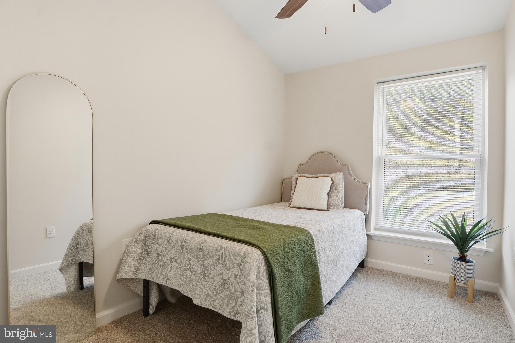 PETERSBURG COMMONS - Residential