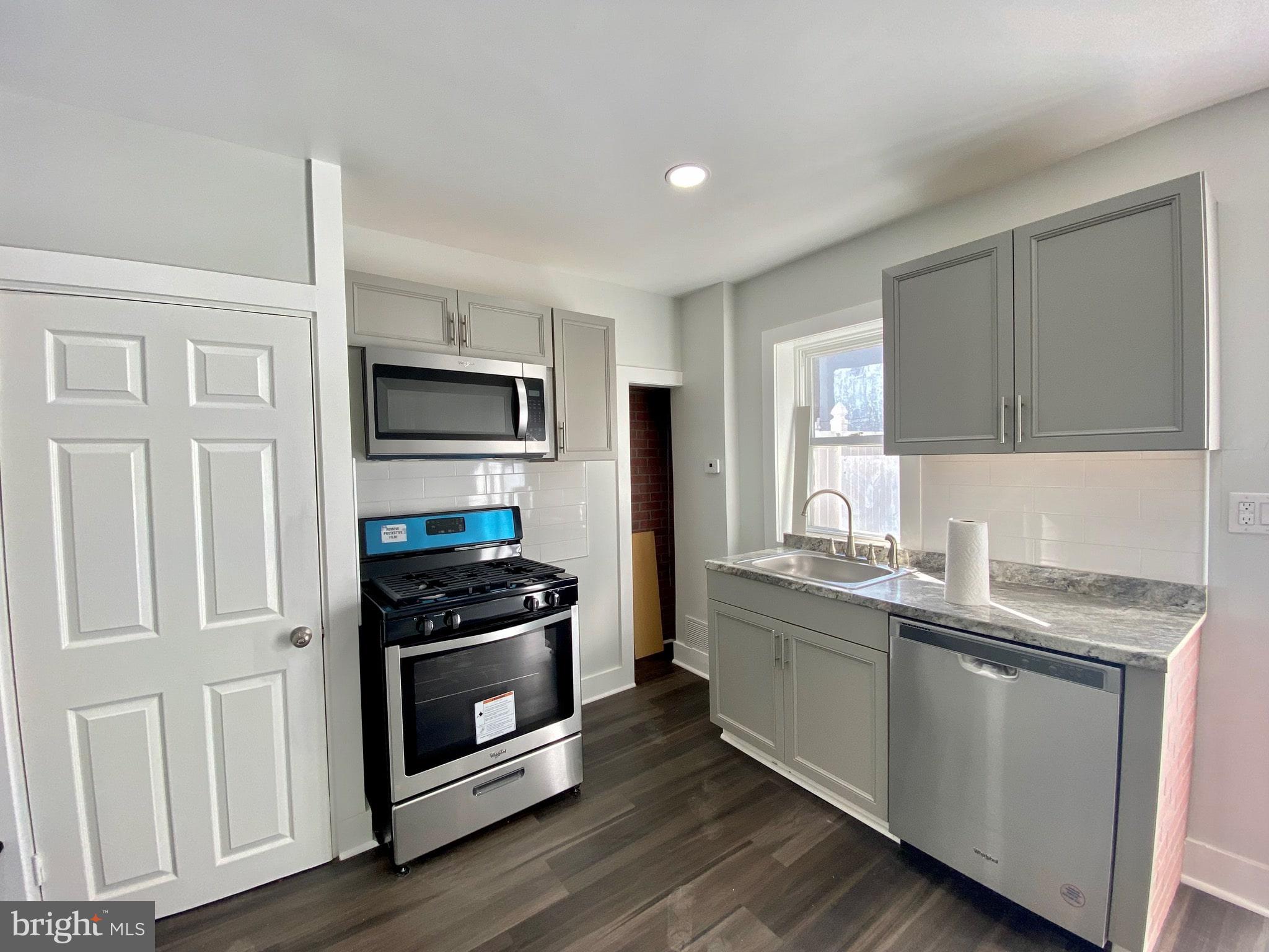 OLDE RICHMOND - Residential Lease