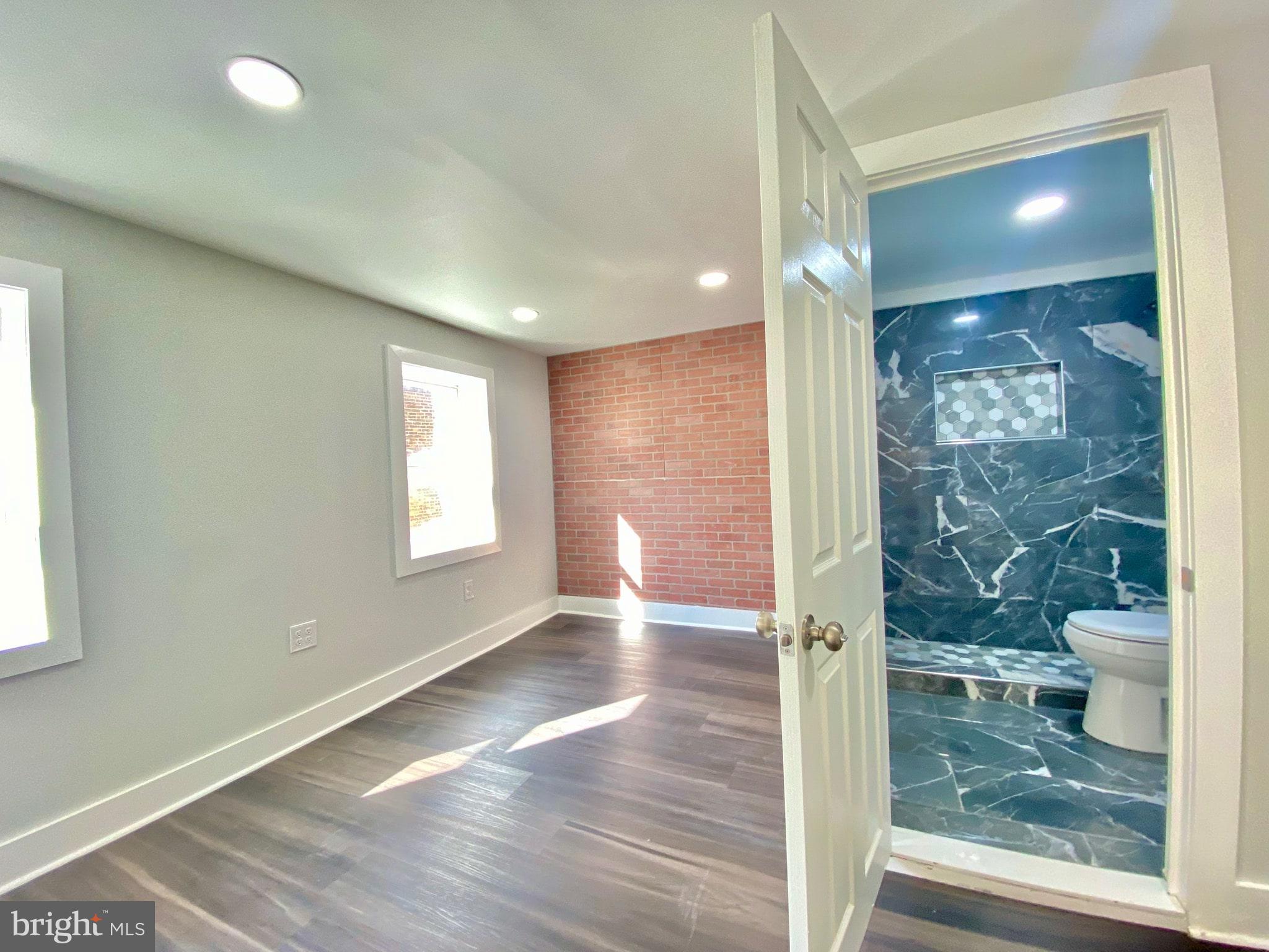 OLDE RICHMOND - Residential Lease