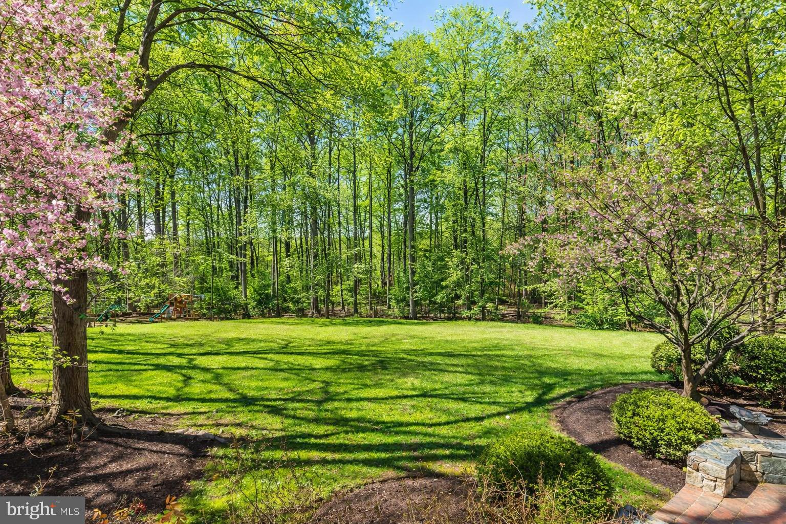 WAPLES CREST - Residential