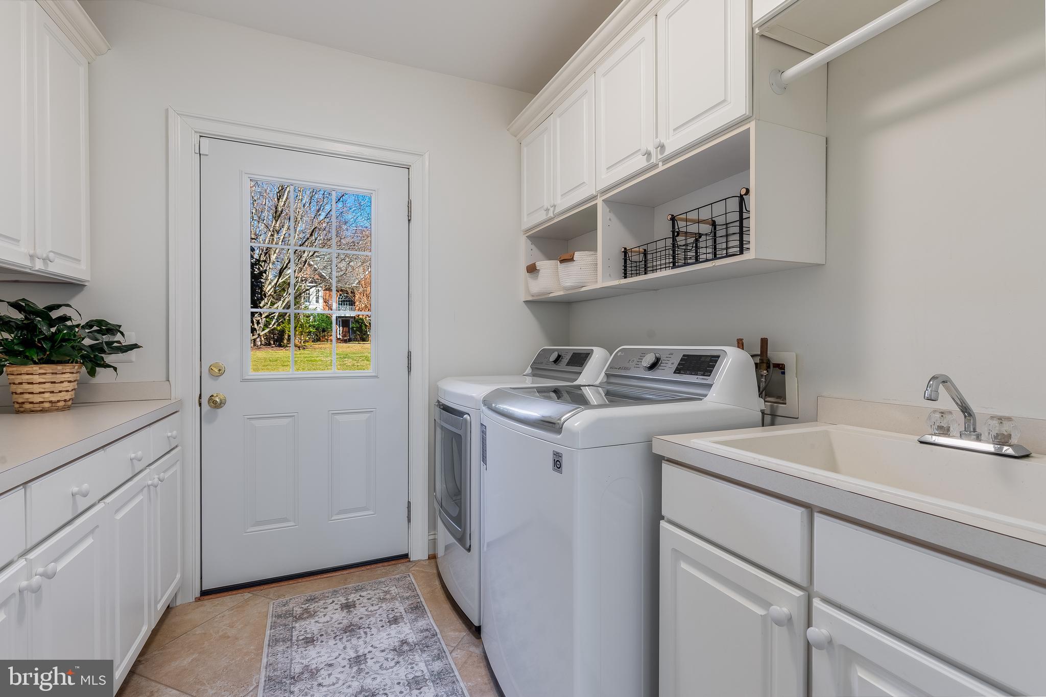 WAPLES CREST - Residential