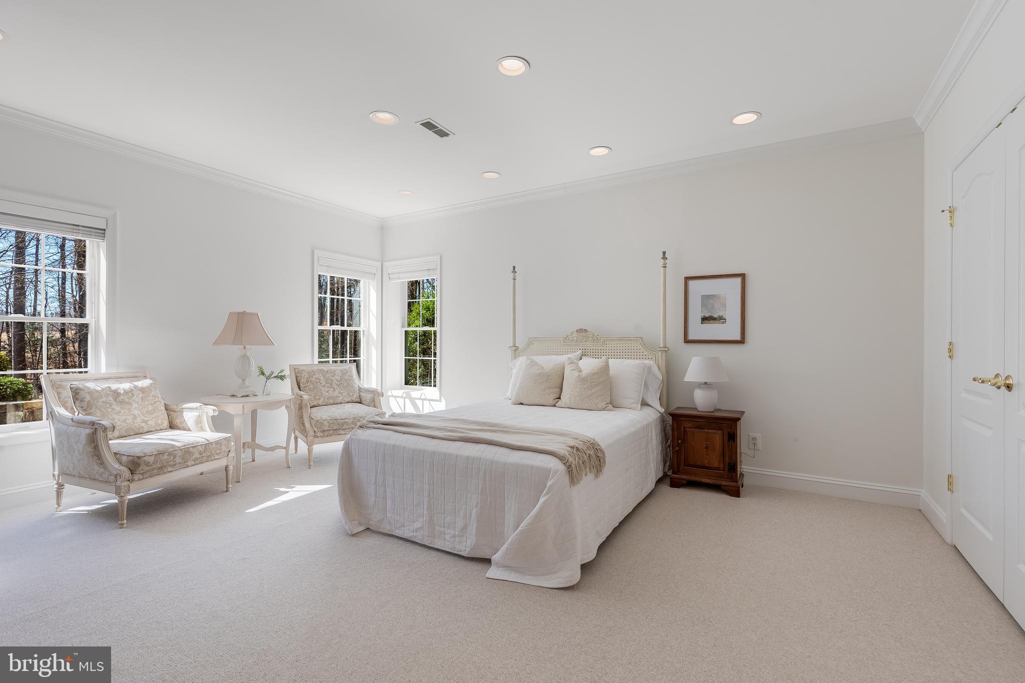 WAPLES CREST - Residential