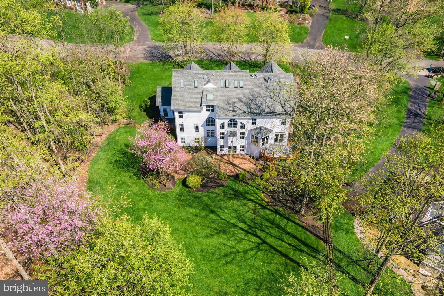 WAPLES CREST - Residential