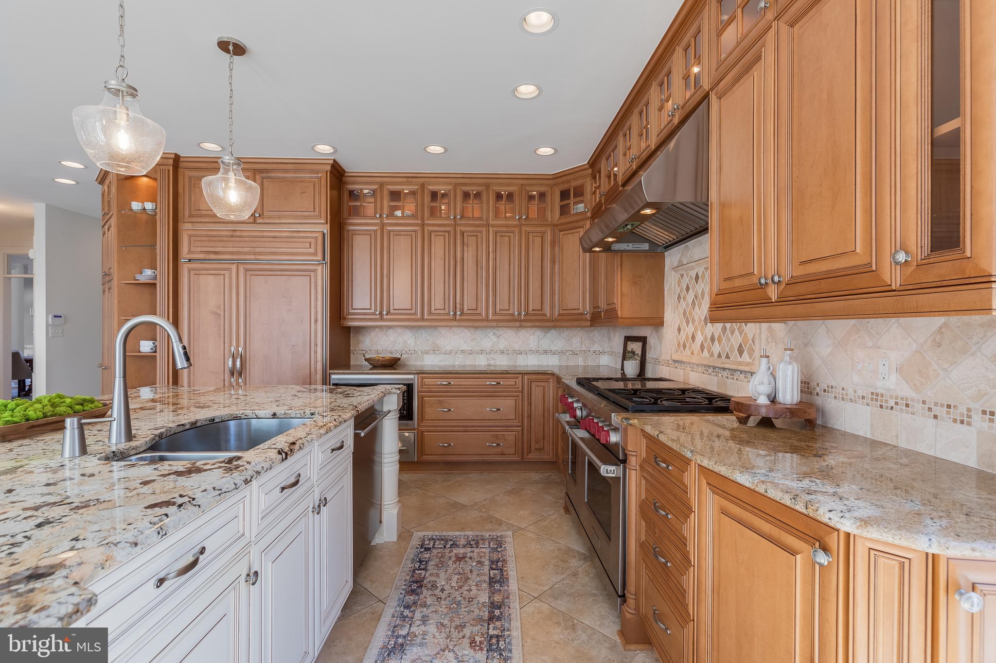 WAPLES CREST - Residential