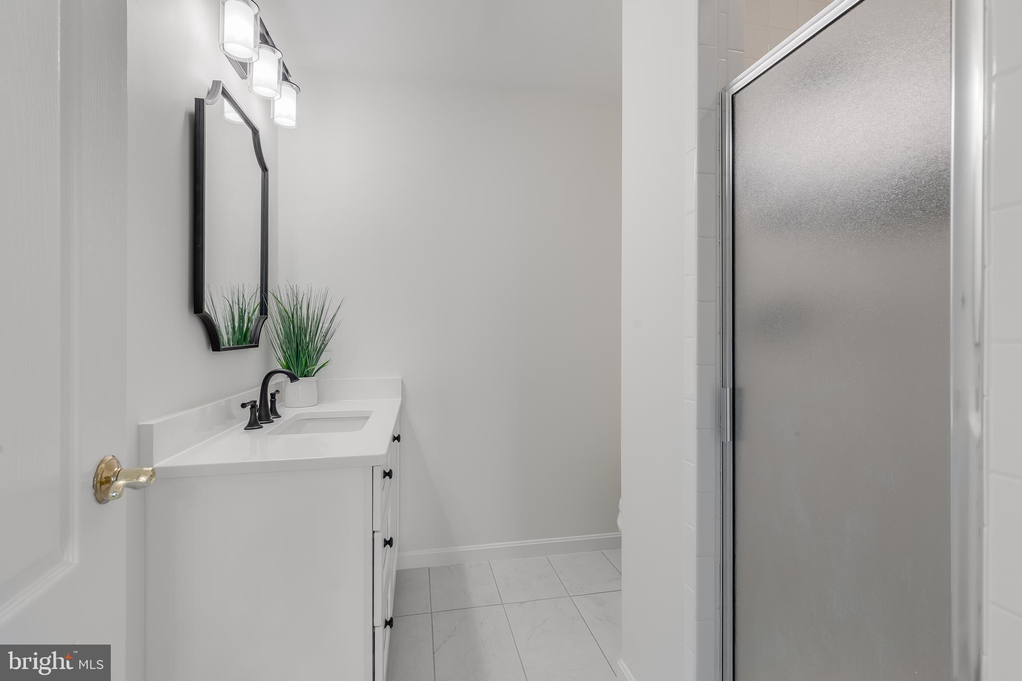 WAPLES CREST - Residential