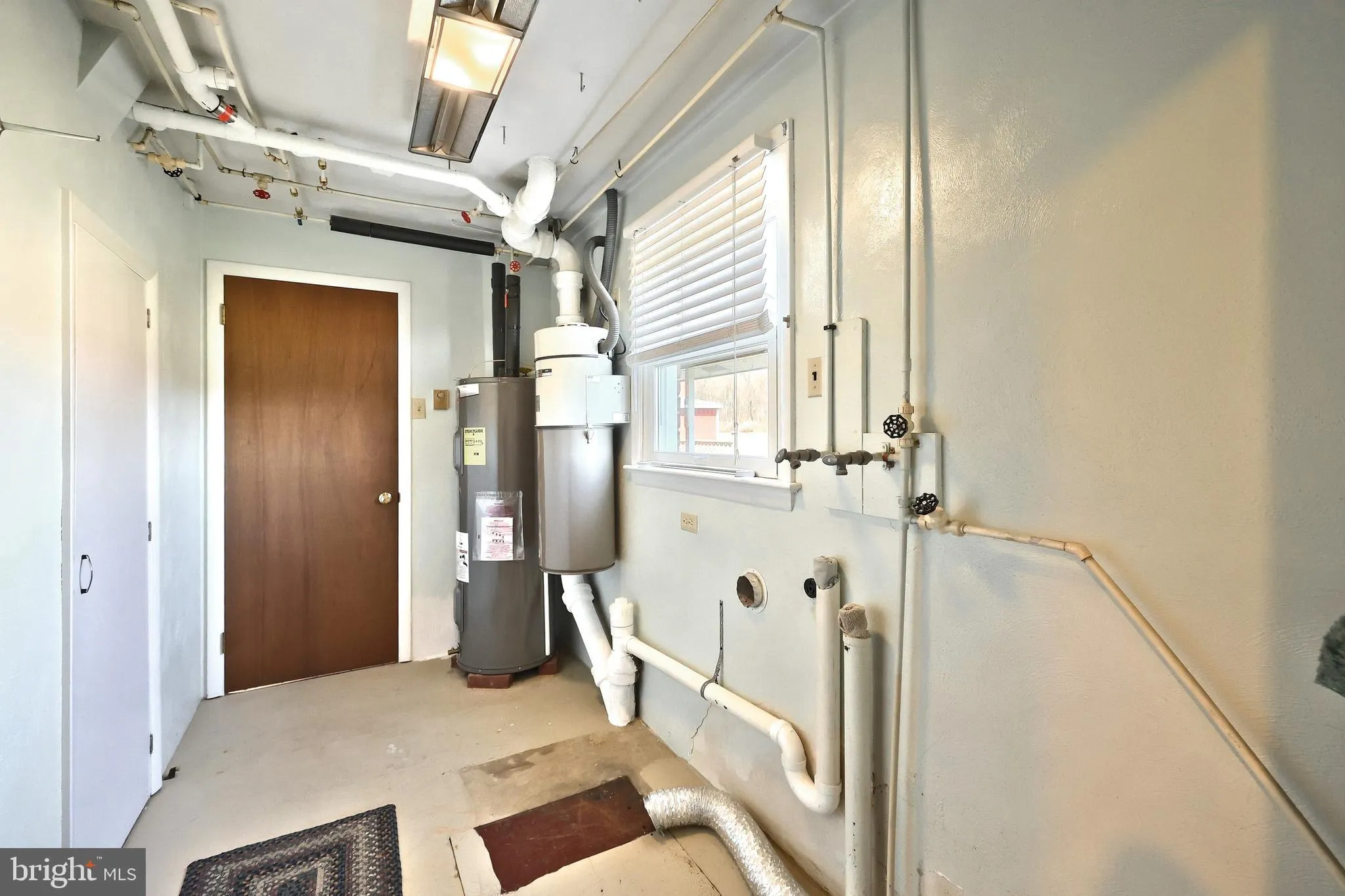 Red Lion, Pennsylvania 17356, United States, 4 Bedrooms Bedrooms, ,2 BathroomsBathrooms,Residential,Coming Soon,94332