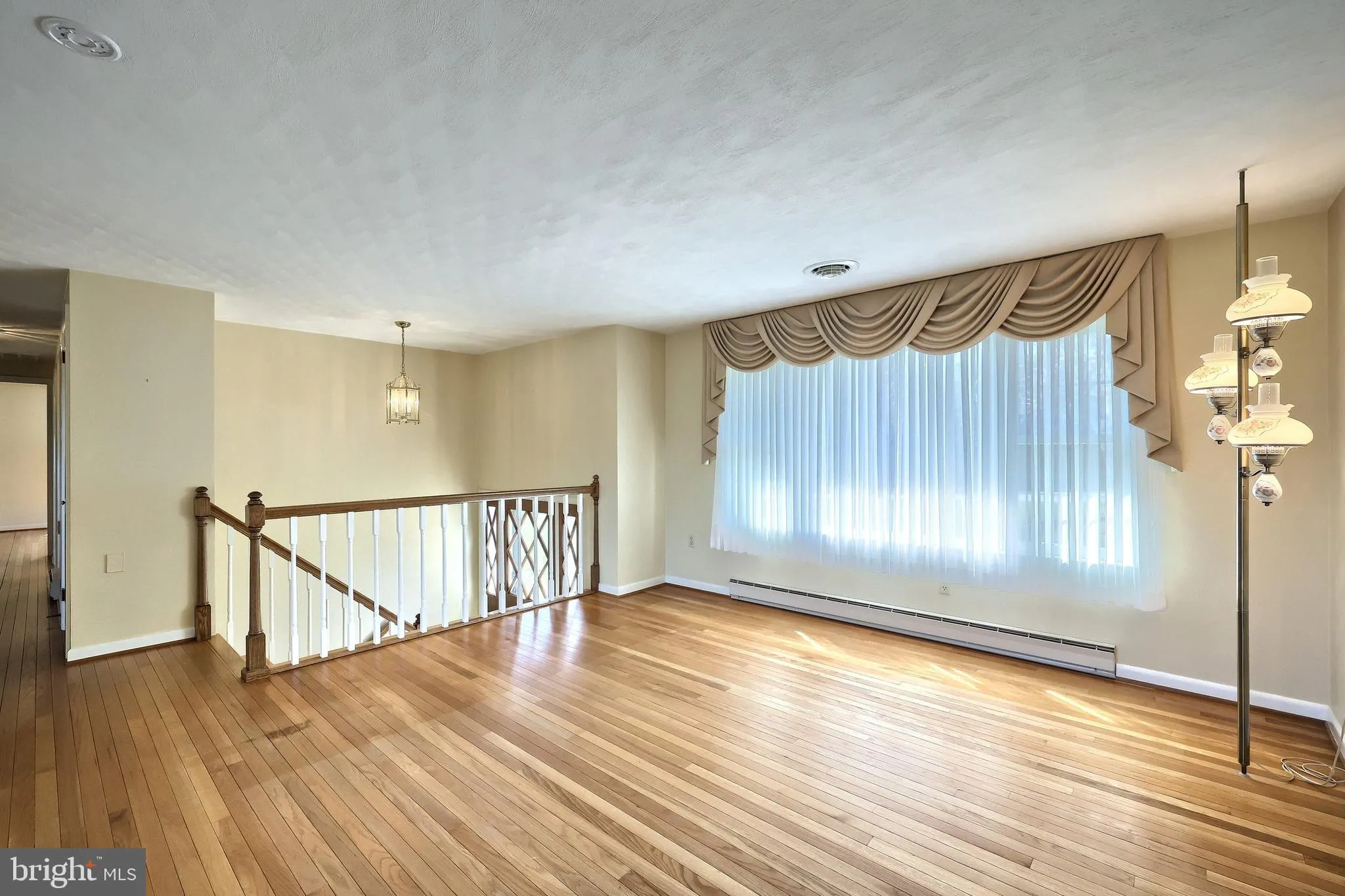 Red Lion, Pennsylvania 17356, United States, 4 Bedrooms Bedrooms, ,2 BathroomsBathrooms,Residential,Coming Soon,94332