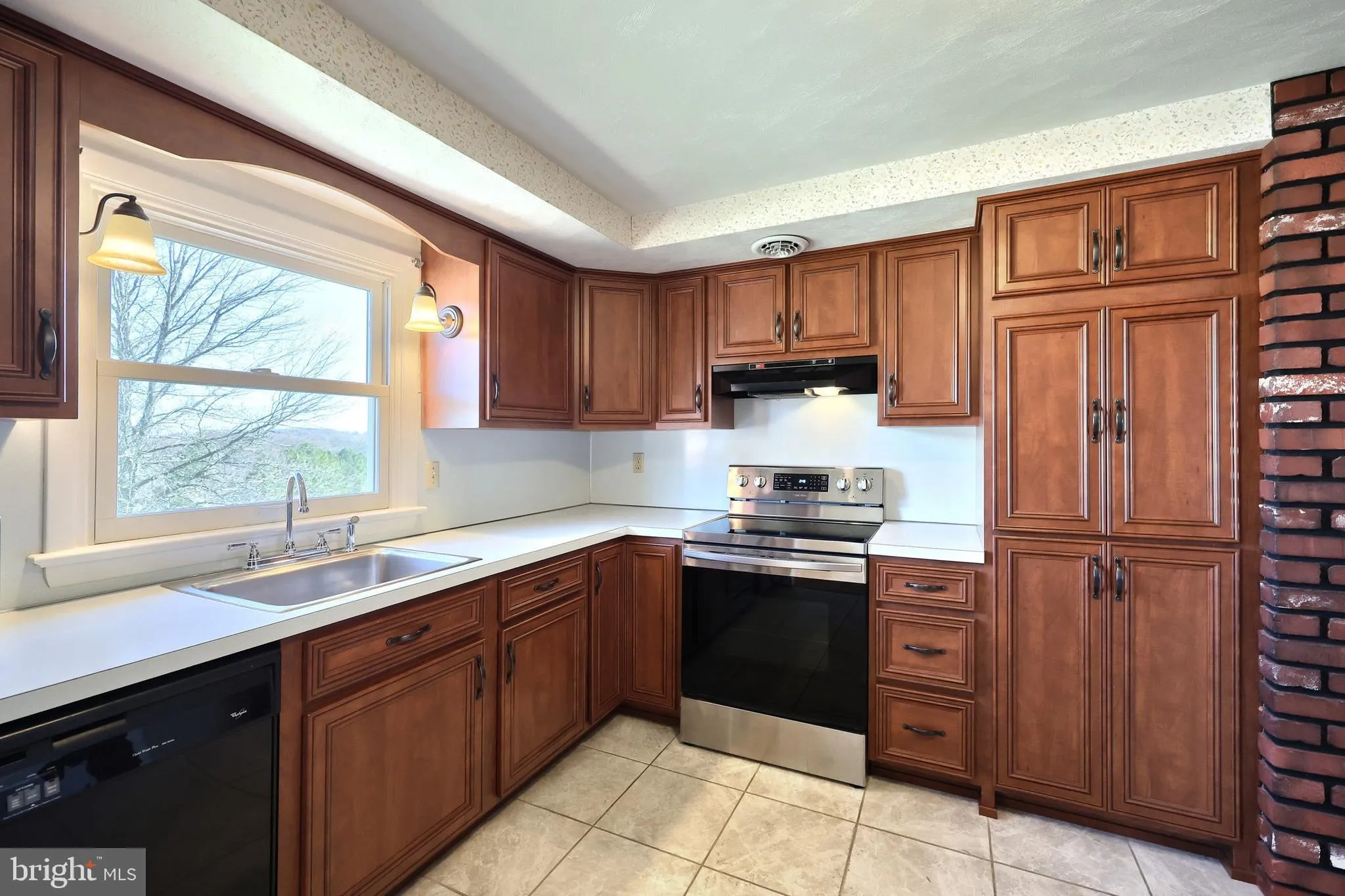 Red Lion, Pennsylvania 17356, United States, 4 Bedrooms Bedrooms, ,2 BathroomsBathrooms,Residential,Coming Soon,94332