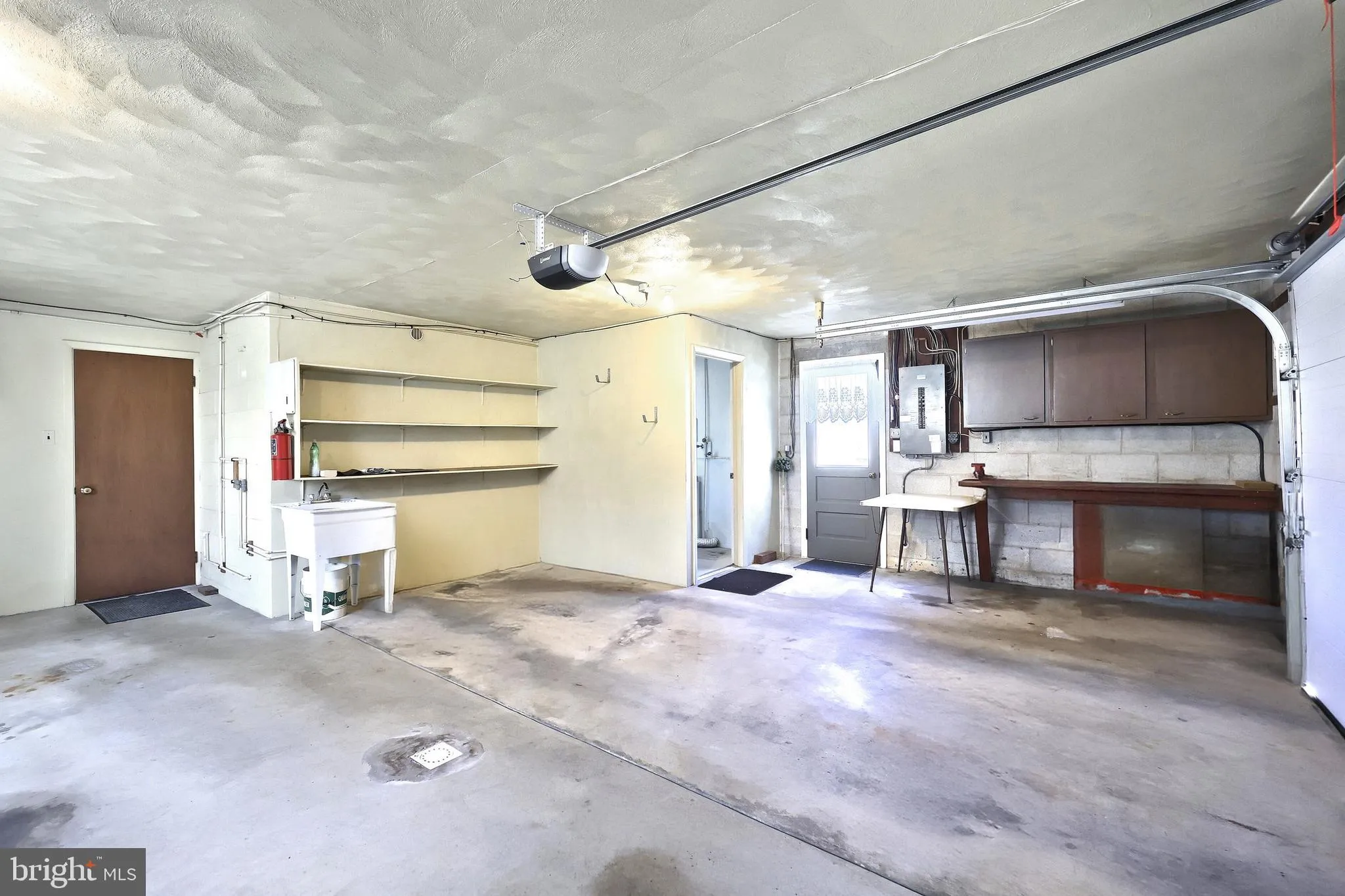 Red Lion, Pennsylvania 17356, United States, 4 Bedrooms Bedrooms, ,2 BathroomsBathrooms,Residential,Coming Soon,94332