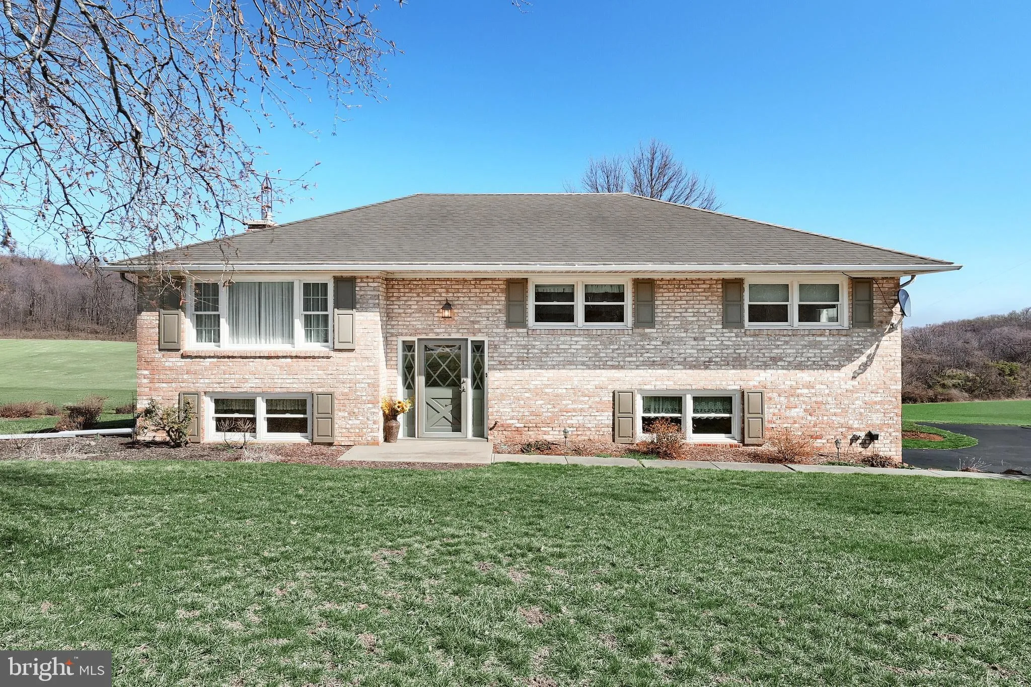 Red Lion, Pennsylvania 17356, United States, 4 Bedrooms Bedrooms, ,2 BathroomsBathrooms,Residential,Coming Soon,94332