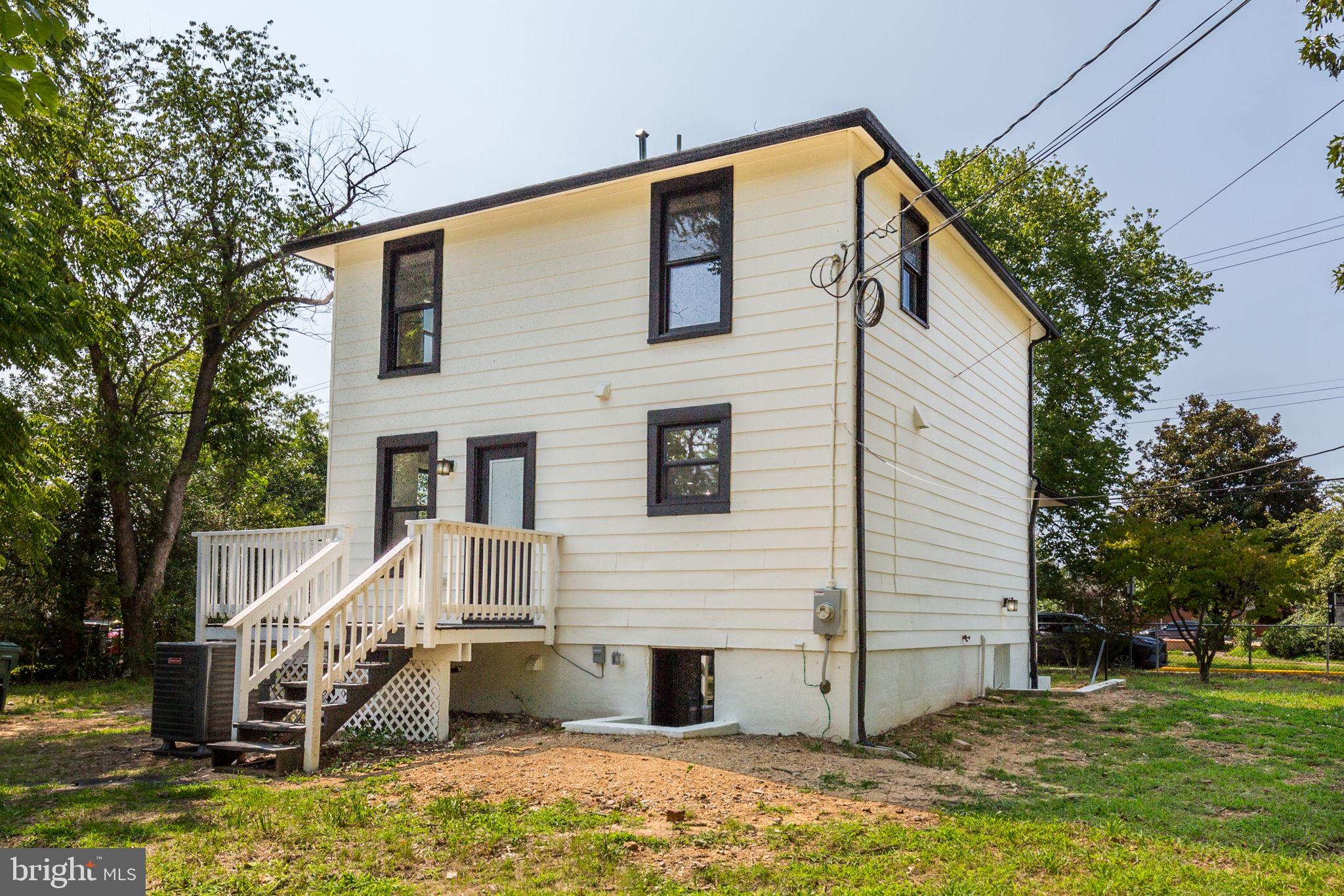 LAKELAND - Residential