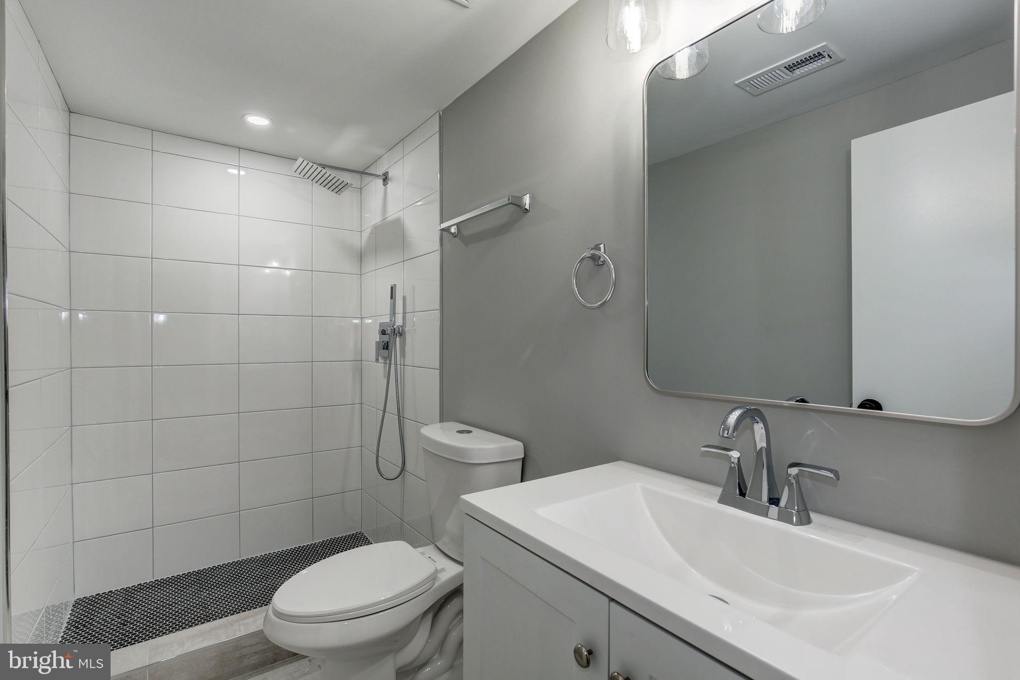 LAKELAND - Residential