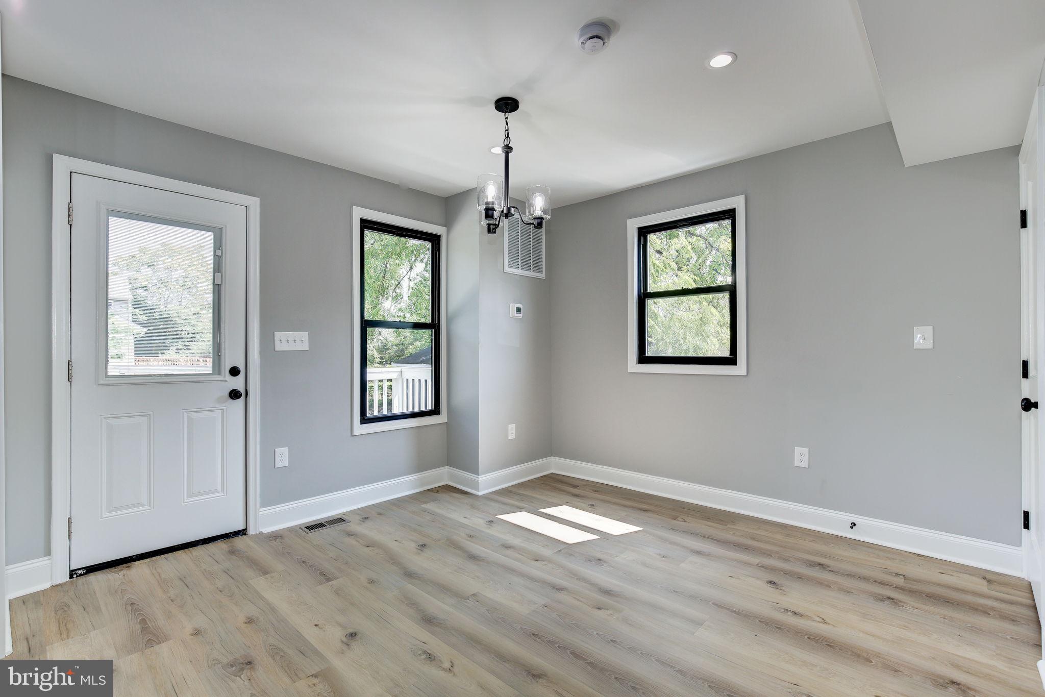 LAKELAND - Residential