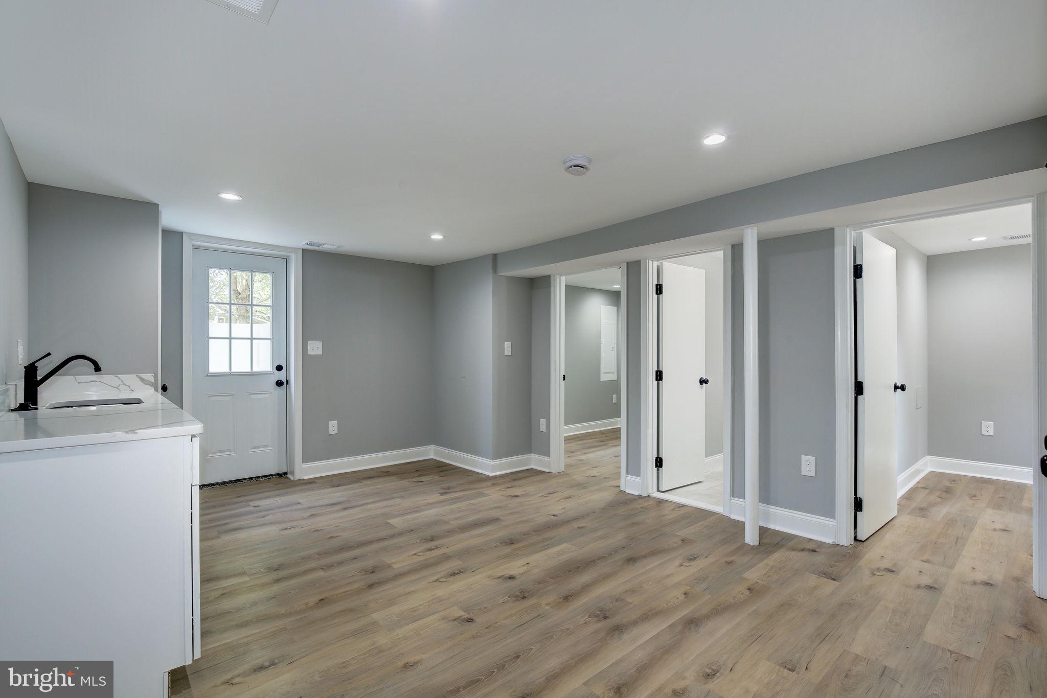 LAKELAND - Residential