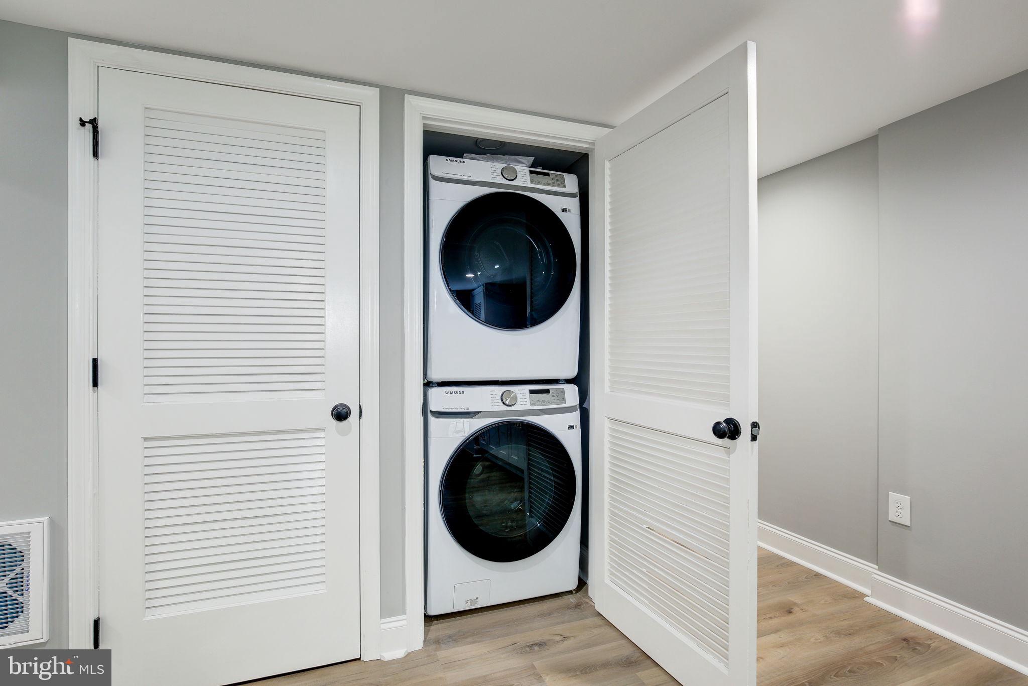 LAKELAND - Residential