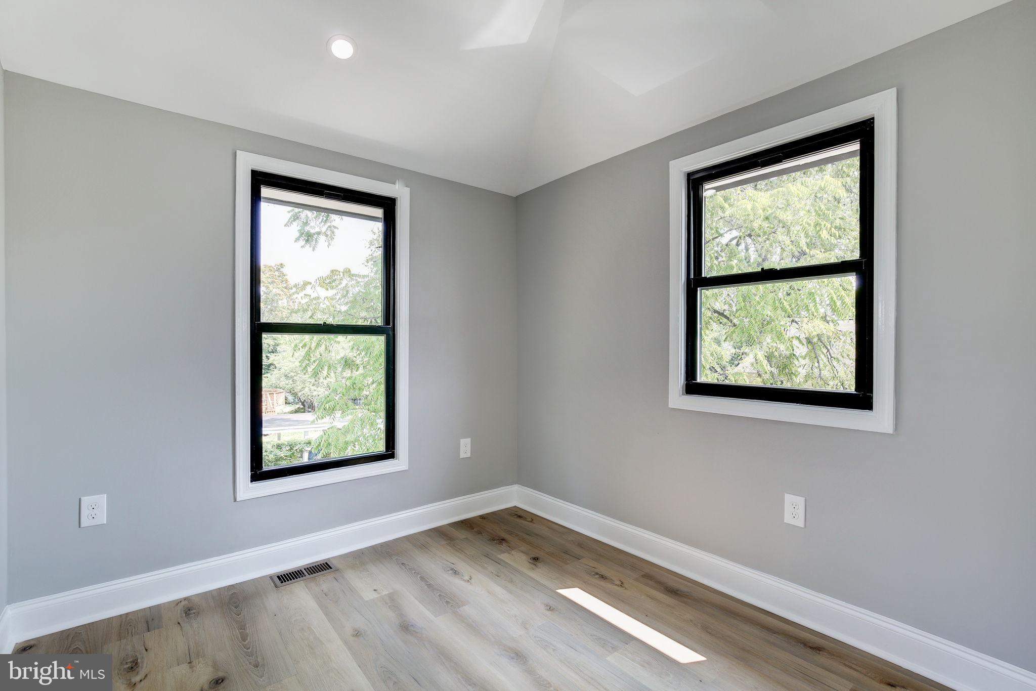 LAKELAND - Residential