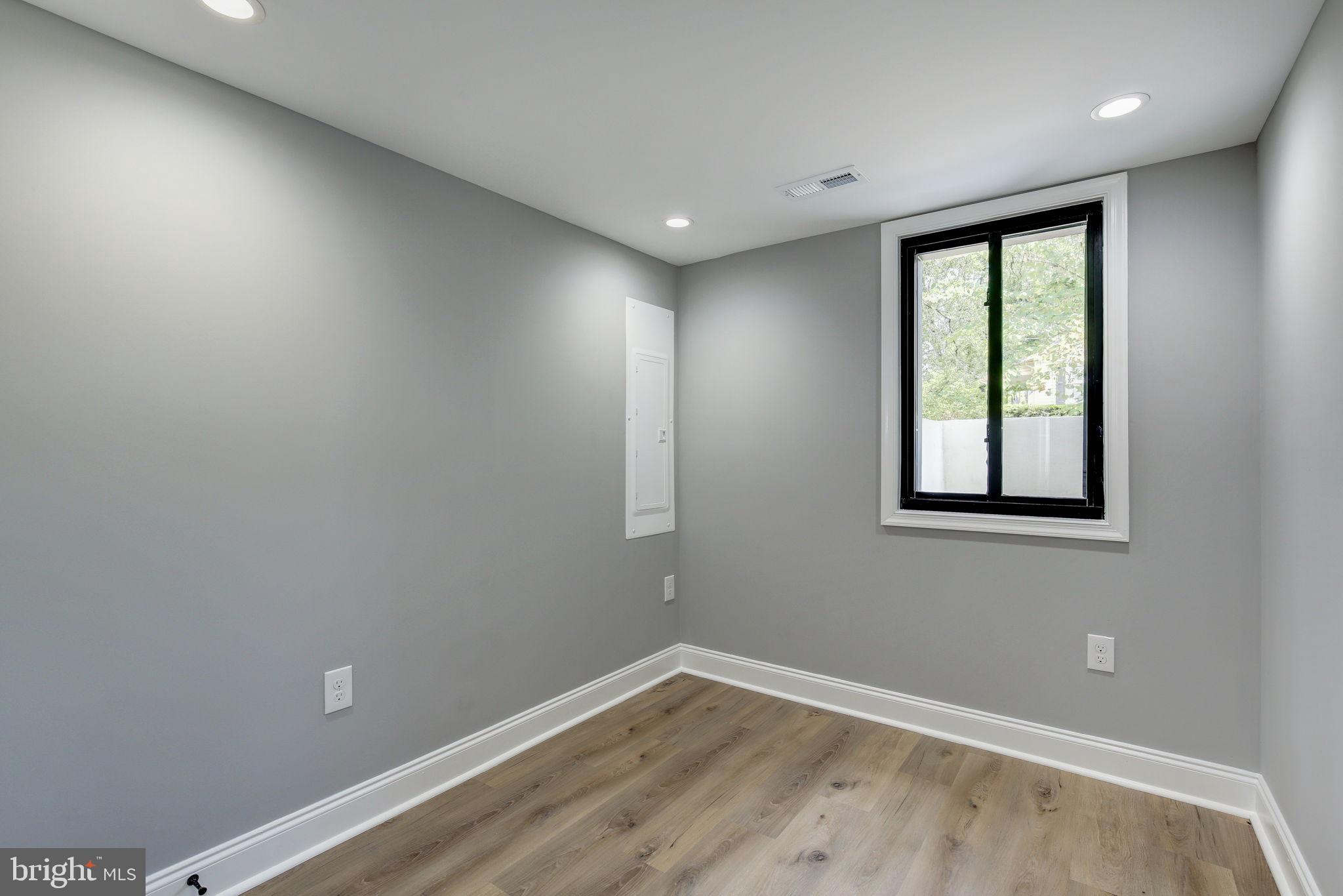 LAKELAND - Residential