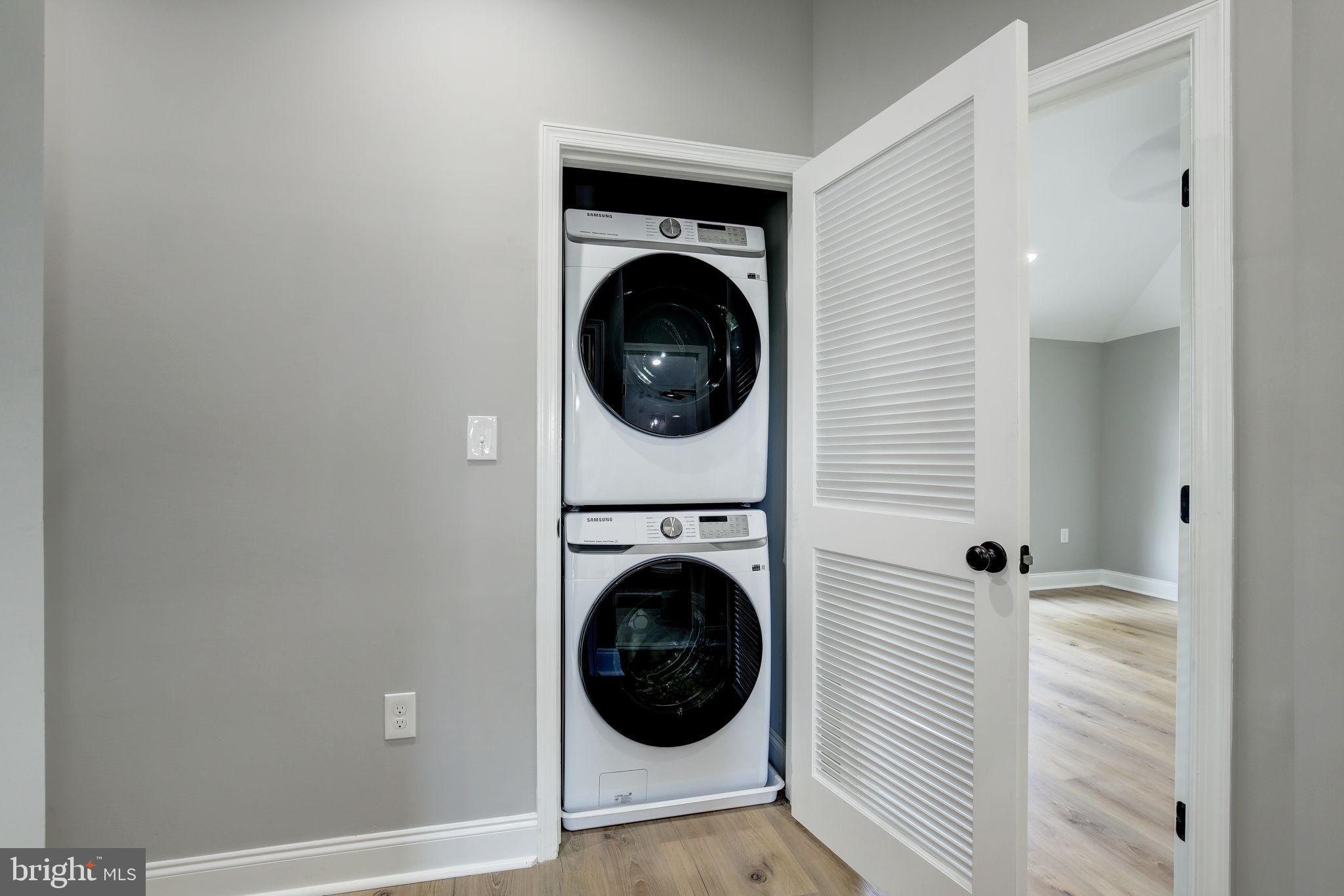 LAKELAND - Residential