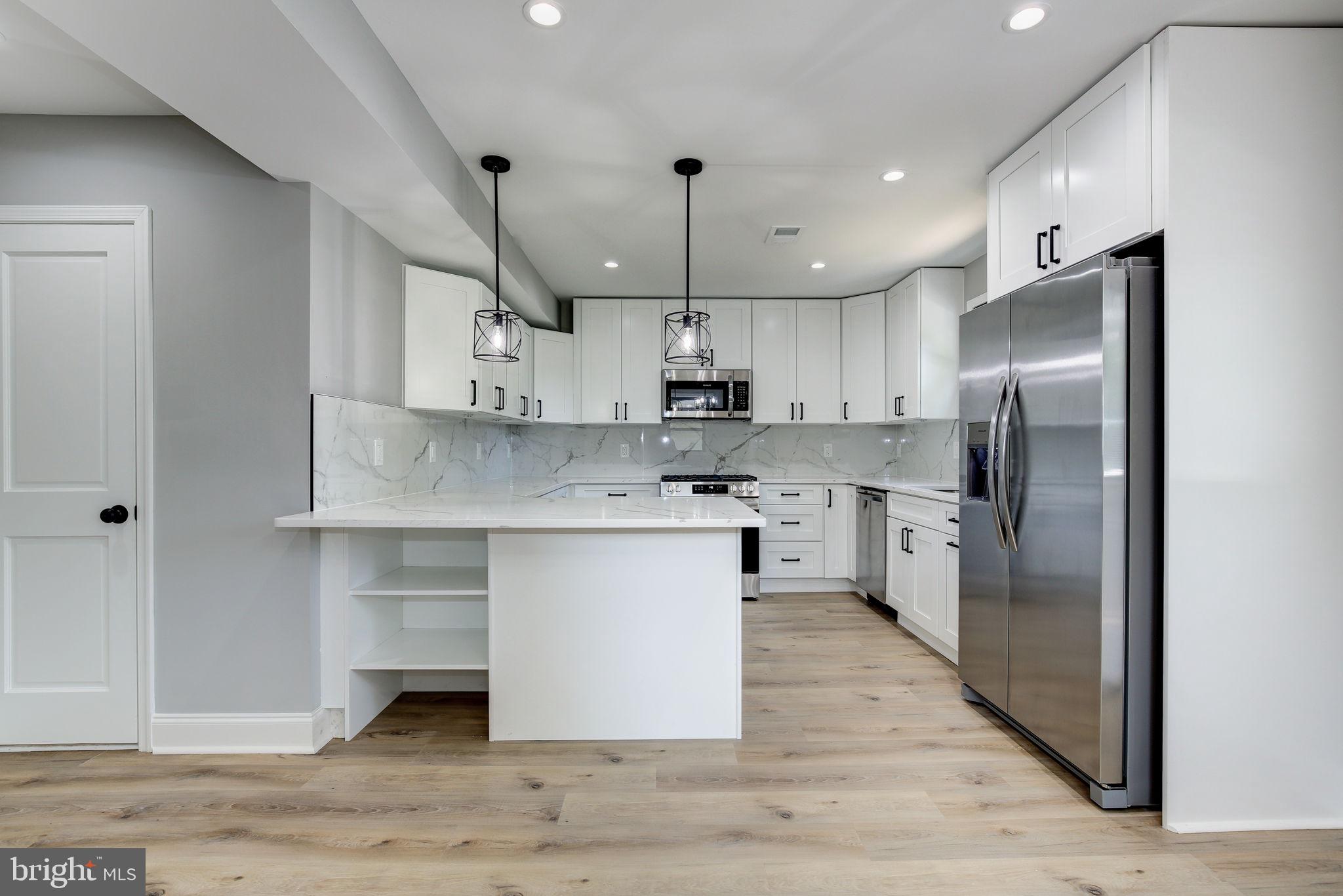 LAKELAND - Residential