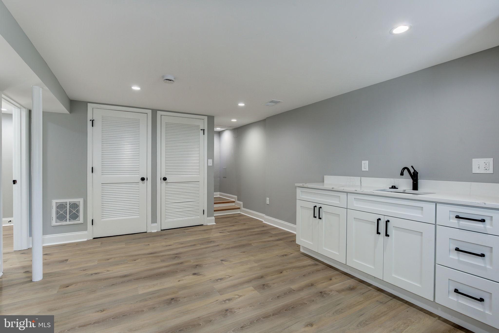 LAKELAND - Residential