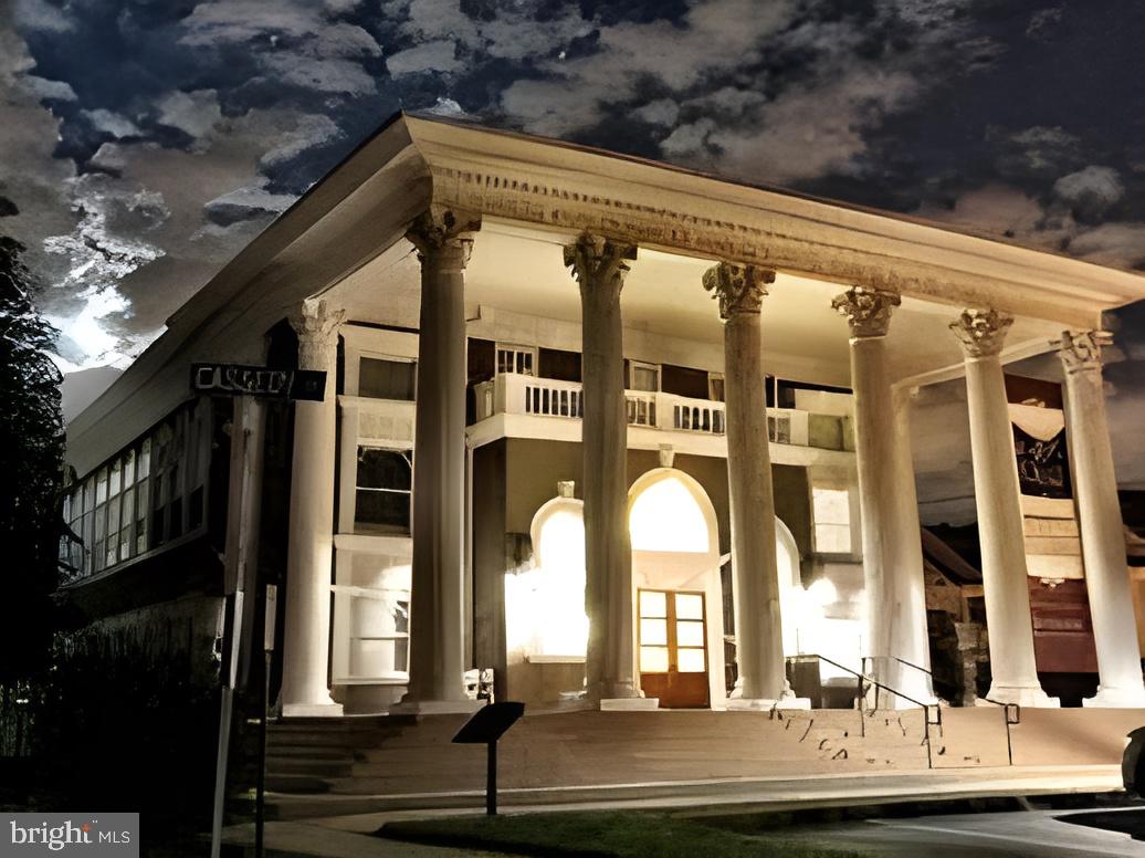 NATIONAL PARK SEMINARY - Residential