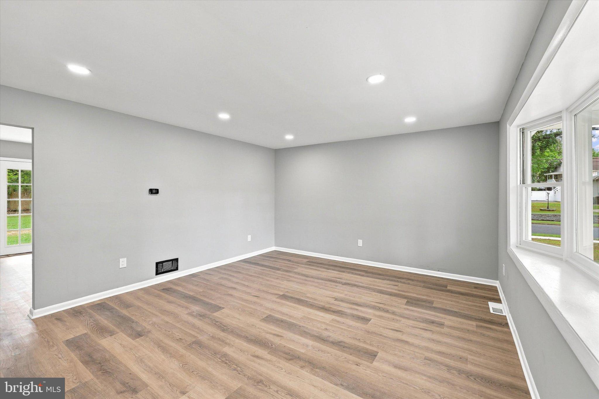160 FAMILY LANE